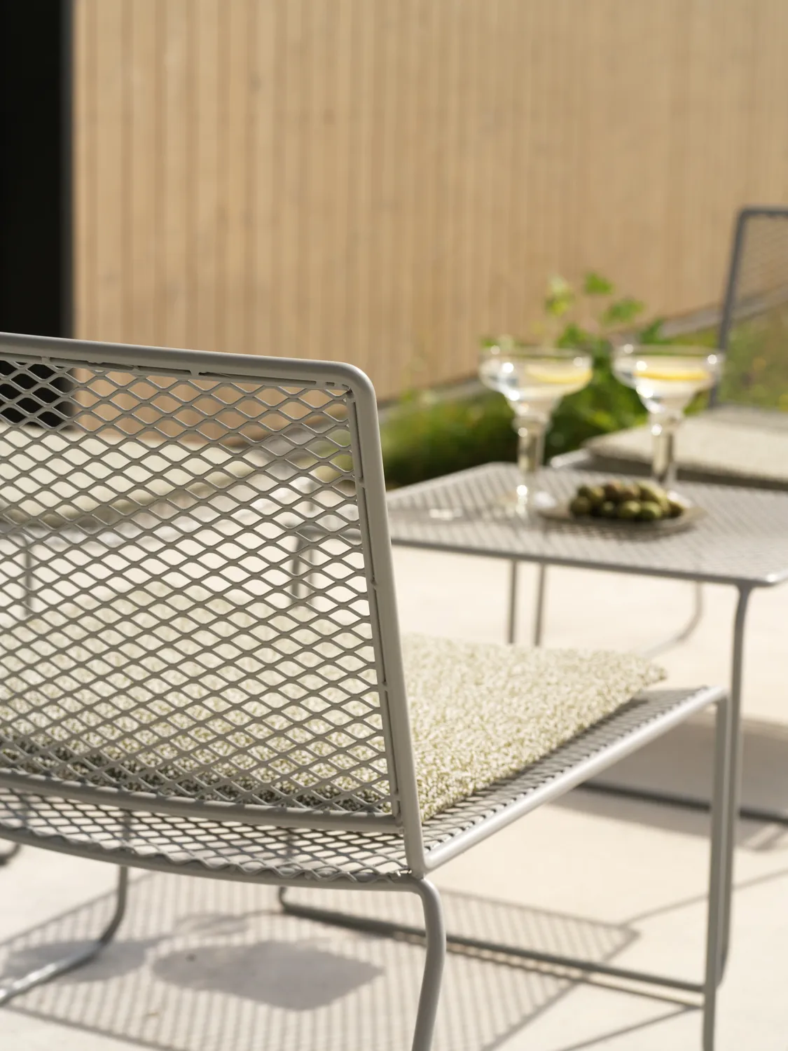 하루 라운지 암체어, Slate grey Brafab