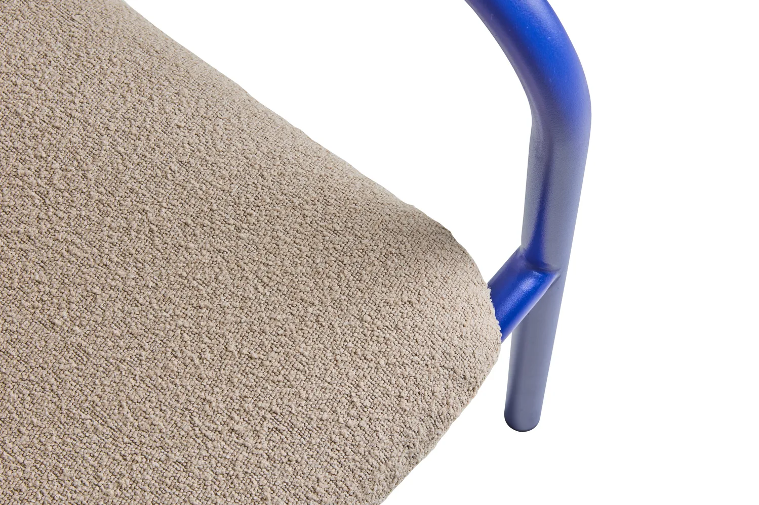 벤트 라운지 체어, Teddy beige-indigo blue Brafab