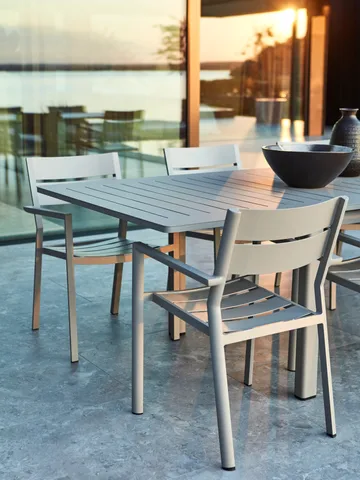 델리아 암체어 - White - Brafab