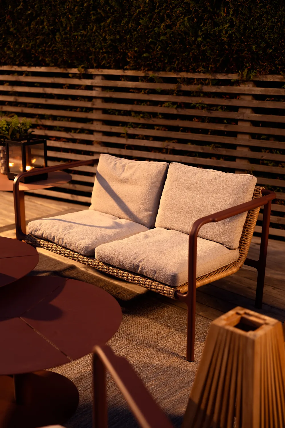 모티 소파, Zin red-teddy beige, 2-seater Brafab