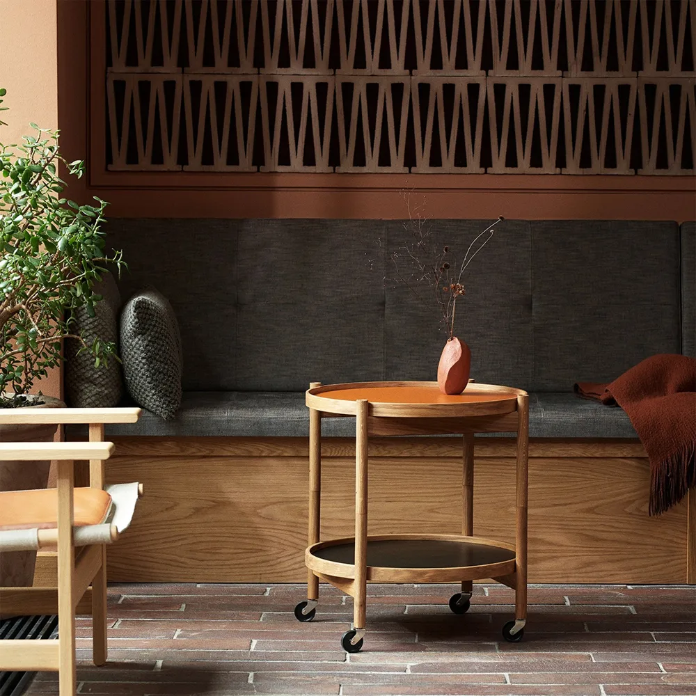 볼링 트레이 테이블 모델 50, Sunny smoke oiled oak stand Brdr. Krüger | 브라더 크루거