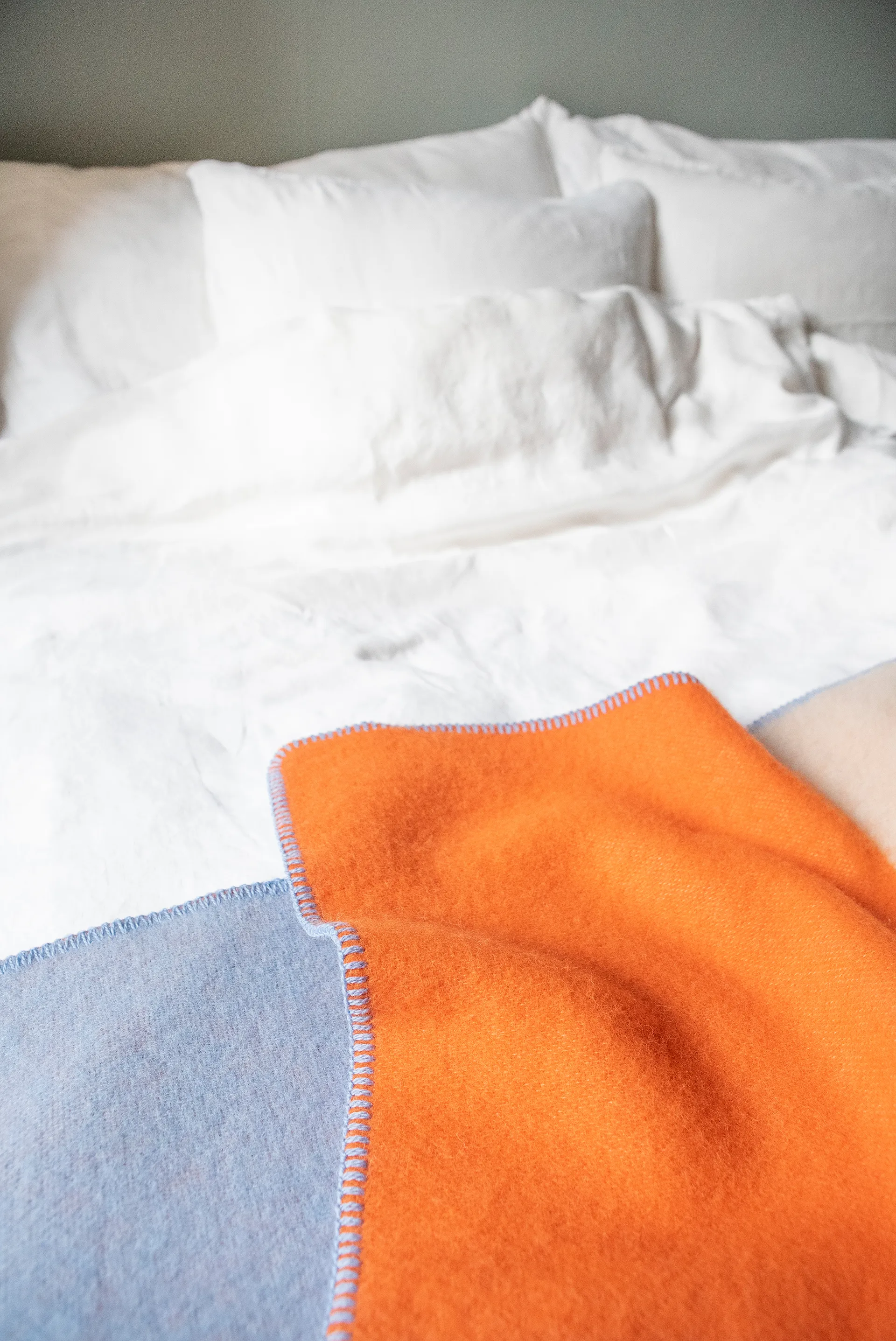 팝 울 스로우 130x200 cm, Orange Brita Sweden | 브리타스웨덴