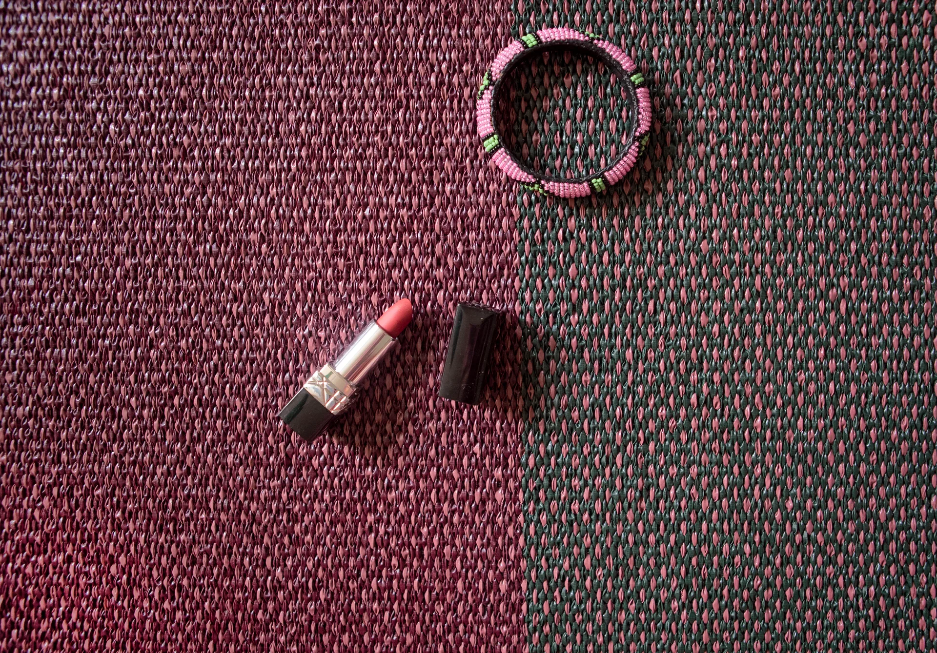 무어 PVC 러그 라즈베리 (그린-핑크), 70x300 cm Brita Sweden | 브리타스웨덴