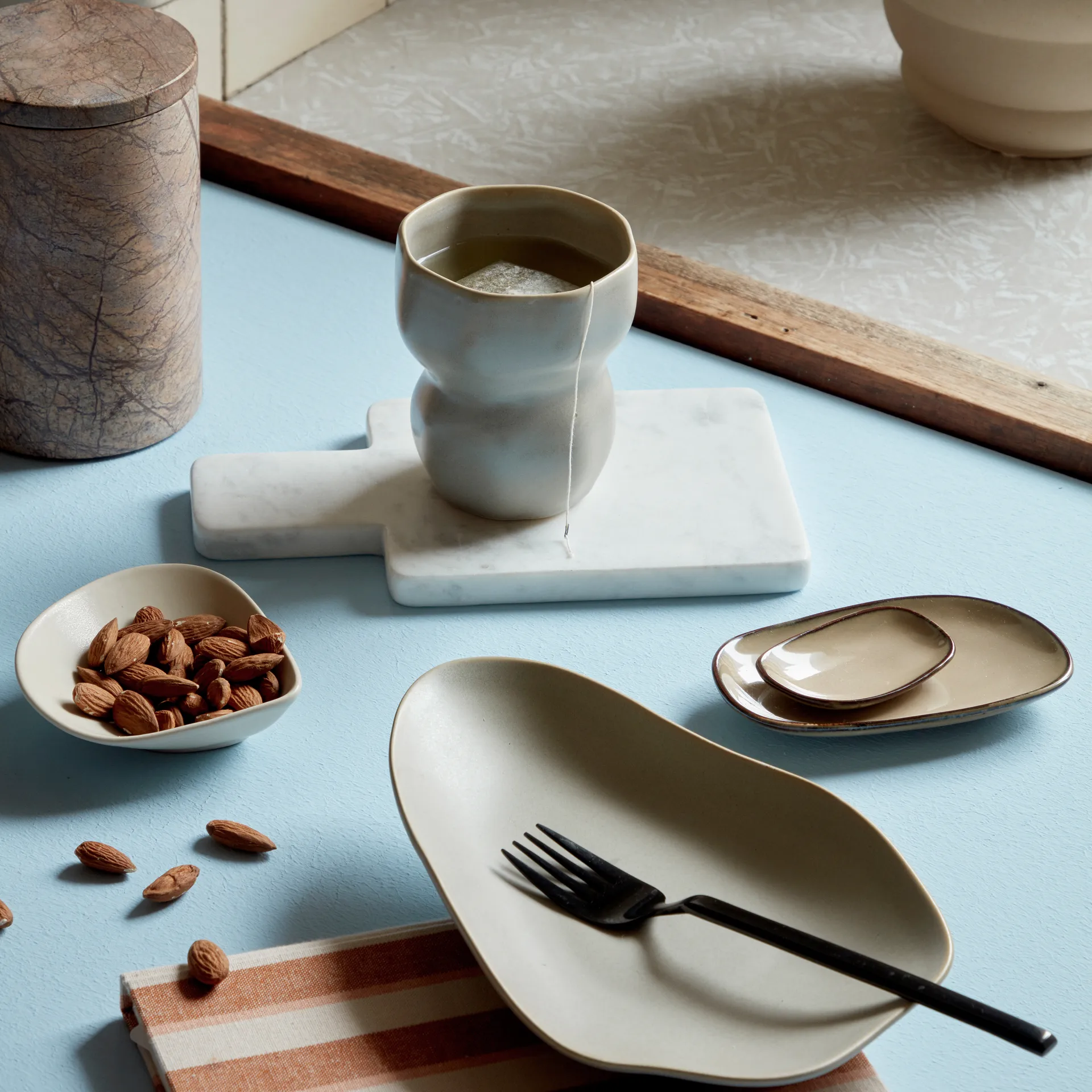 림피오르드 접시 14x24 cm, soft brown Broste Copenhagen | 브로스테코펜하겐