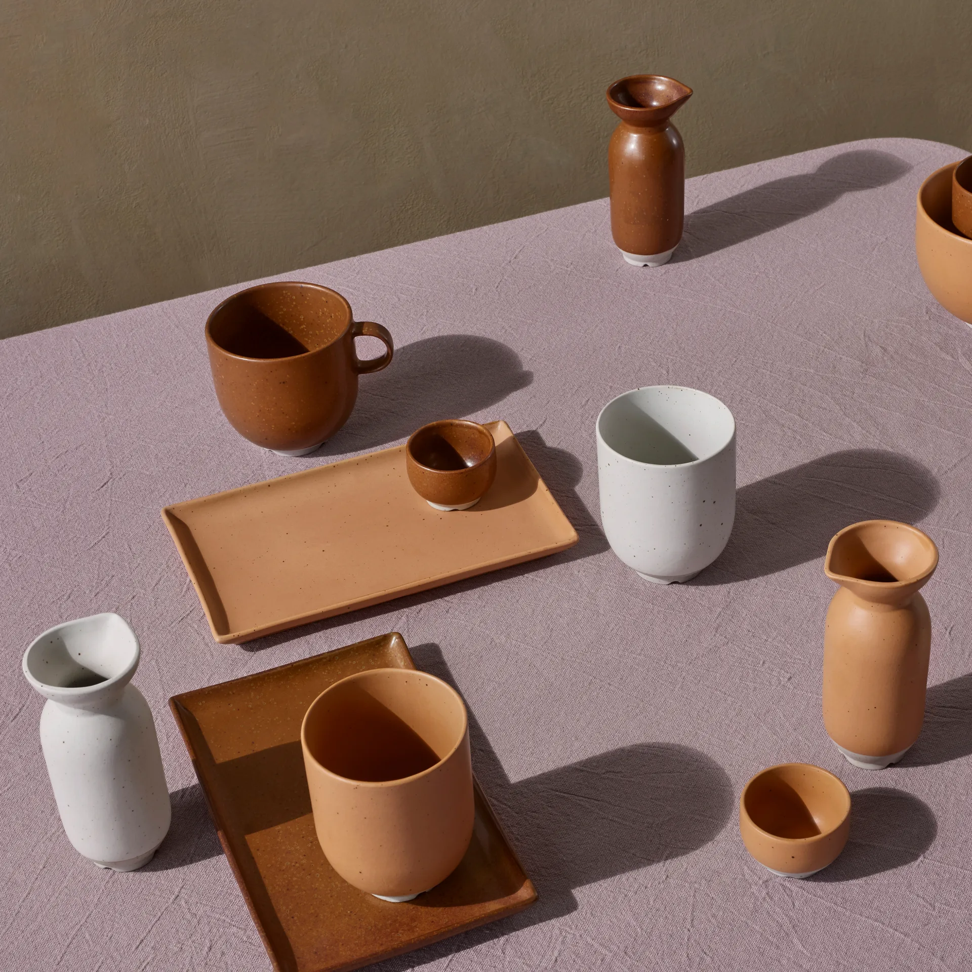 엘리 접시 17.6x20 cm, matte light camel Broste Copenhagen | 브로스테코펜하겐