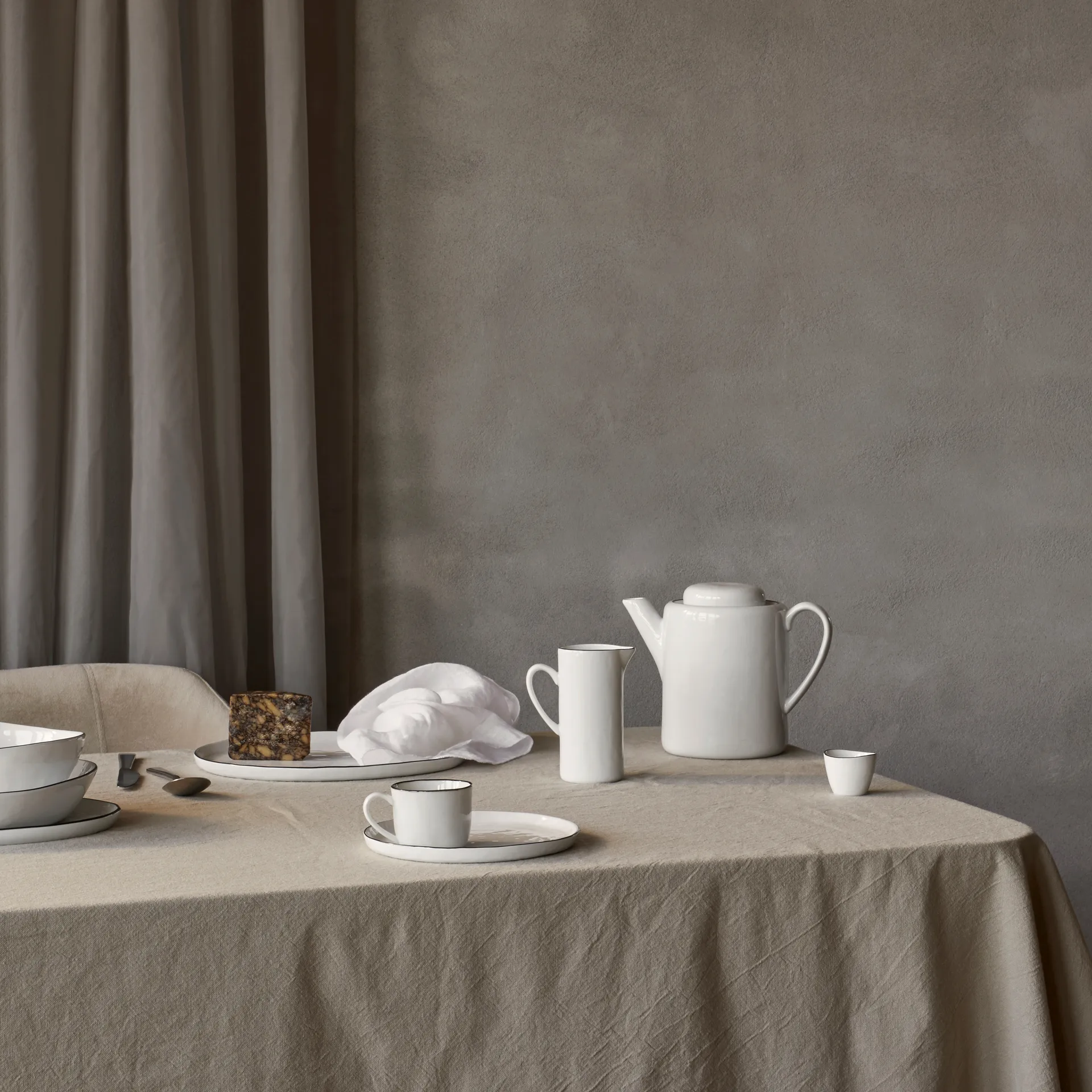 솔트 오벌 접시, 20x30 cm Broste Copenhagen | 브로스테코펜하겐