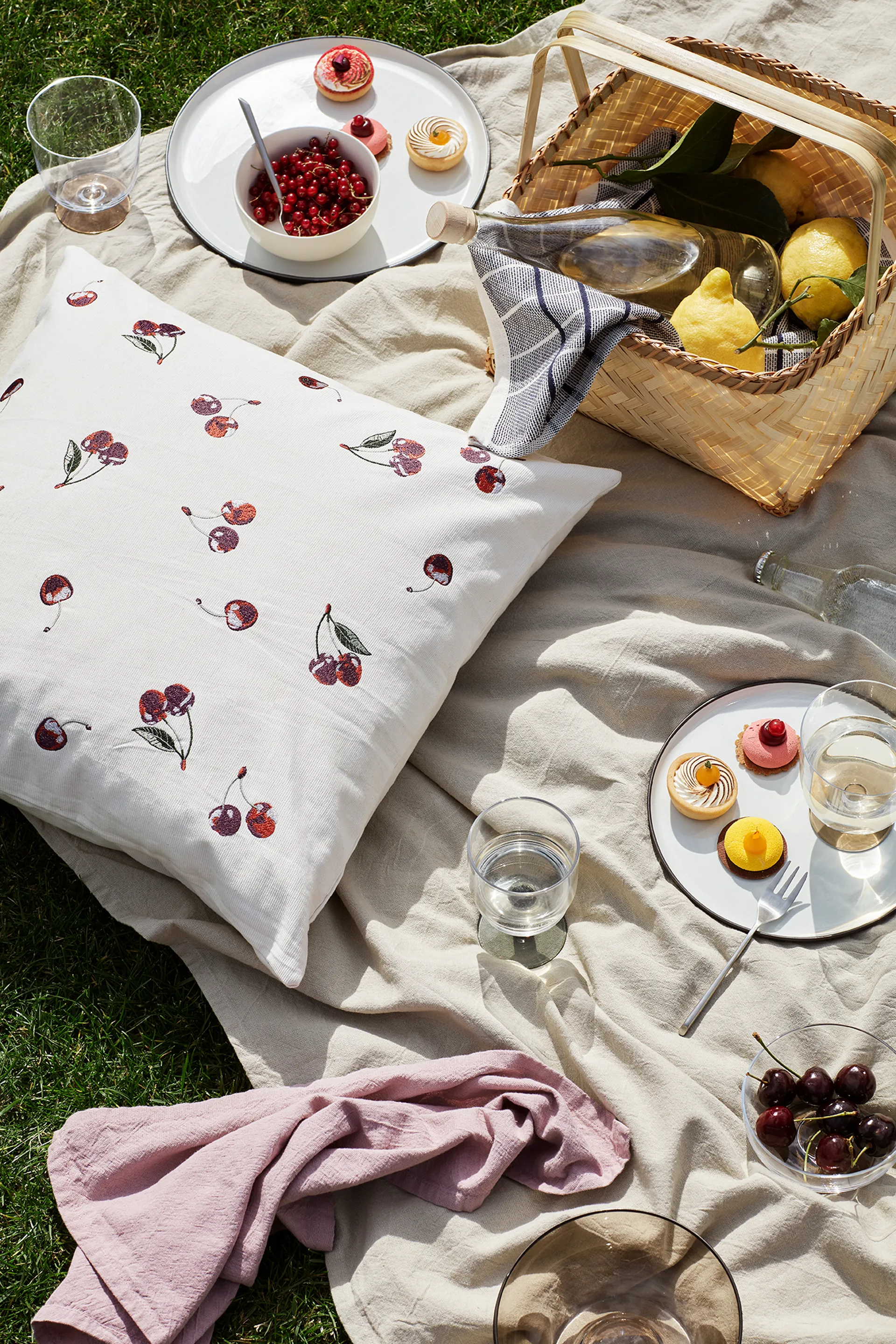 슬레튼 케이크 포크 4개 세트, Full satin forged Broste Copenhagen | 브로스테코펜하겐