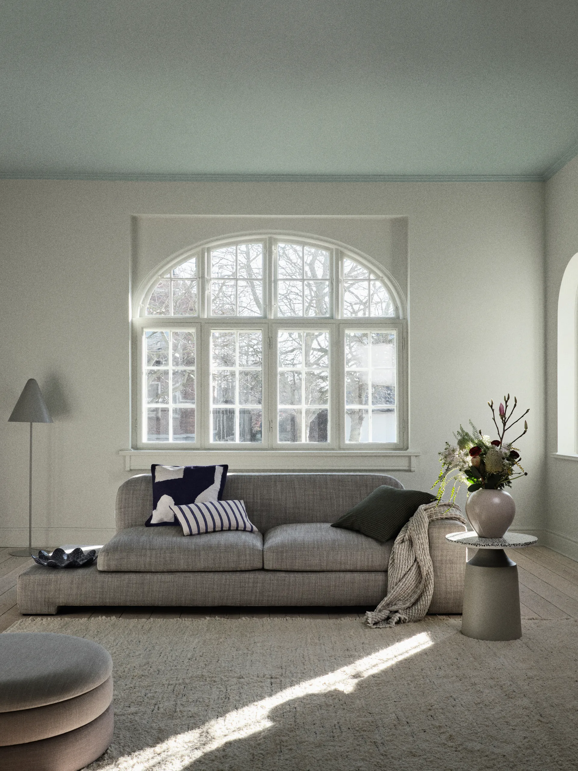 Dagmar 쿠션 커버 30x50 cm, Off white-intense blue Broste Copenhagen | 브로스테코펜하겐