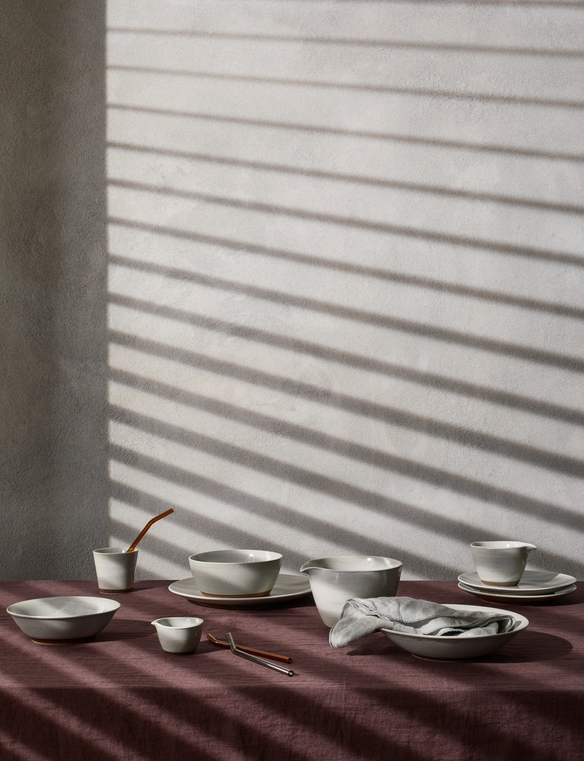 Grød 디너 접시 Ø26 cm, Sand Broste Copenhagen | 브로스테코펜하겐