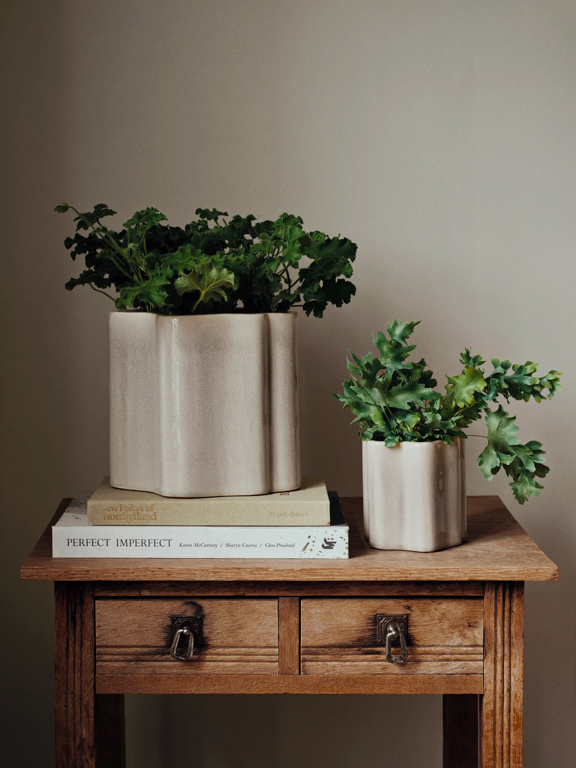 소냐 플라워팟 H:20 cm, Rainy Day Grey Broste Copenhagen | 브로스테코펜하겐