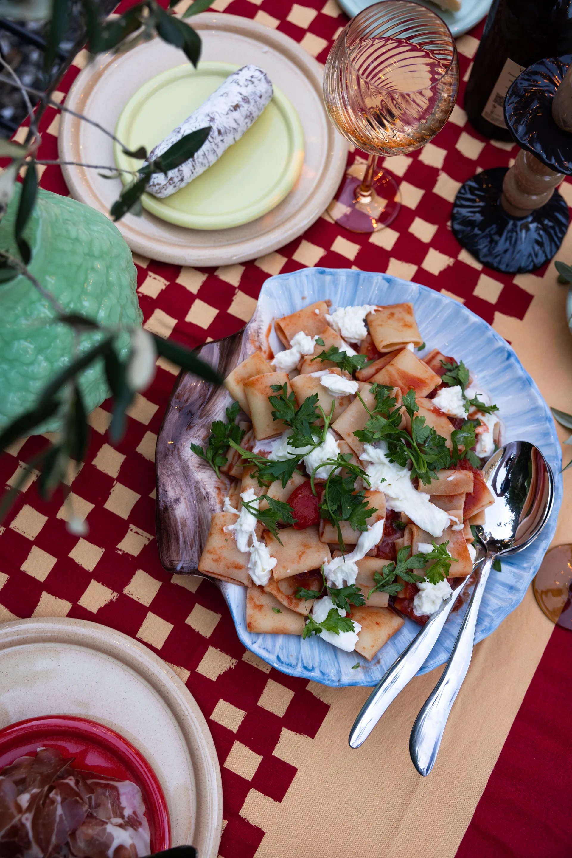 아르모나 서빙 디시 32x32.5 cm, Light blue Byon | 바이온