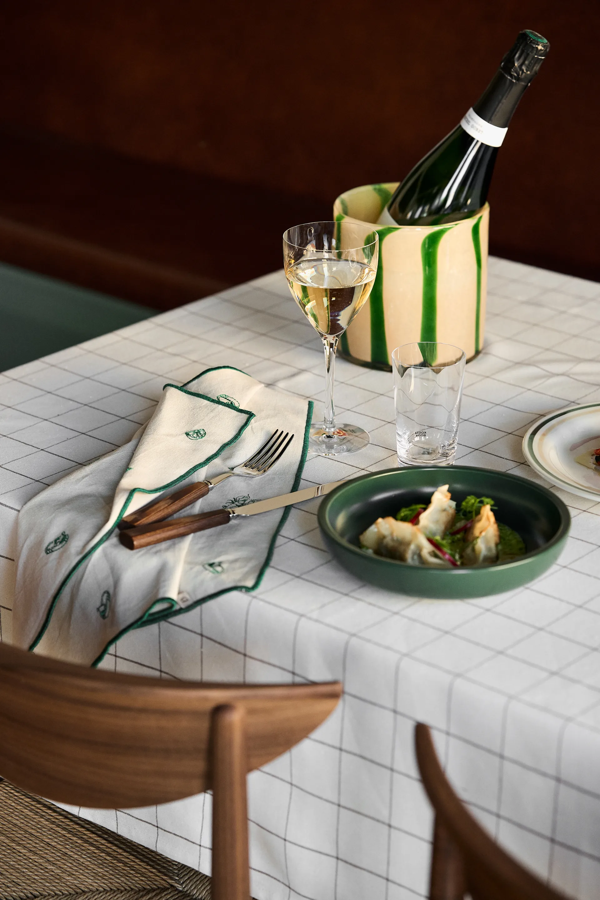 캘로어 캔들홀더-화병 M 15 cm, Green-beige Byon | 바이온