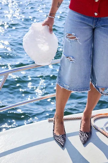 코랄로 화병 M 26x28x27 cm - Off-white - Byon | 바이온