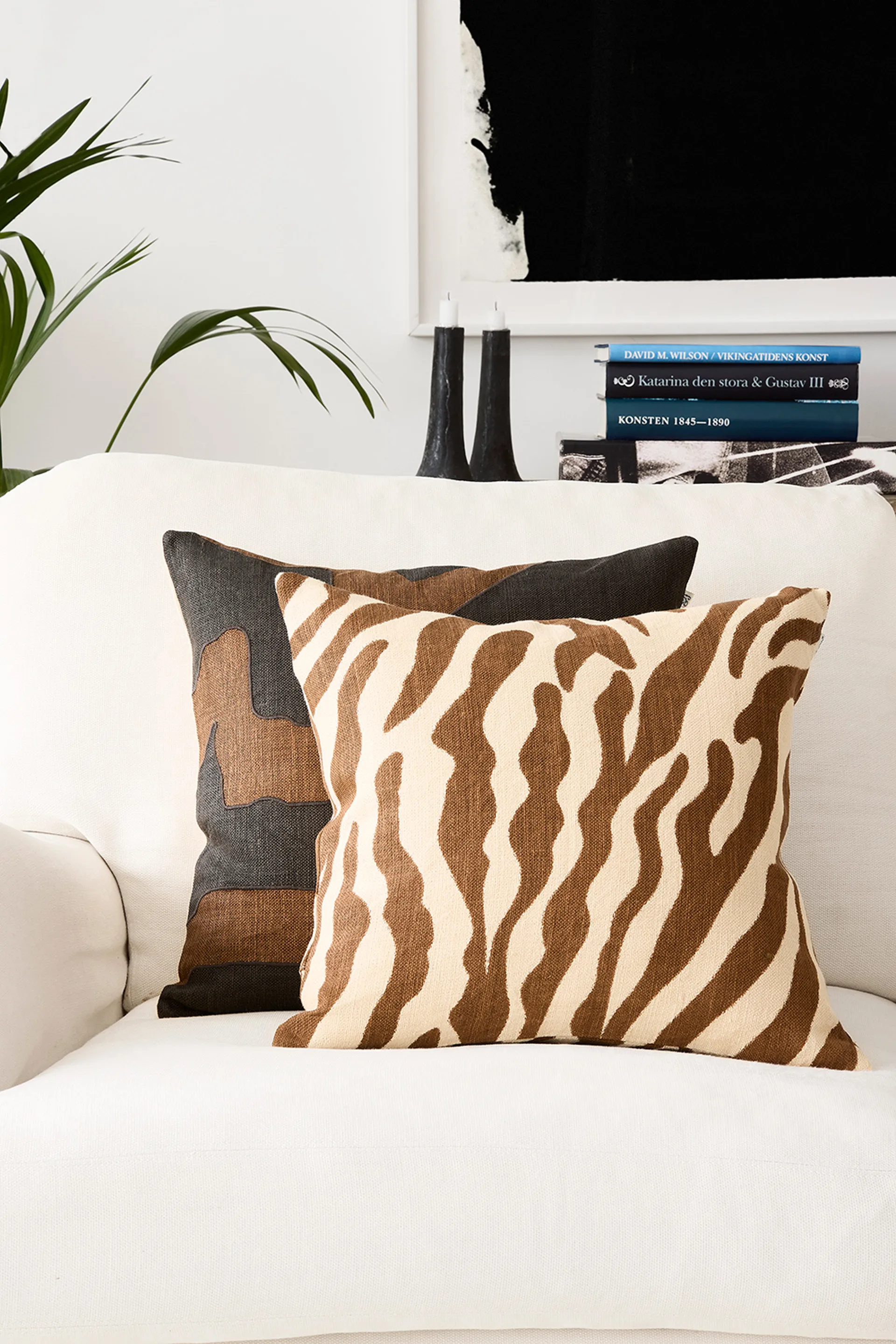 시킴 필로우케이스 50x50 cm, Taupe-Dark Brown Chhatwal & Jonsson | 샤트왈앤존슨