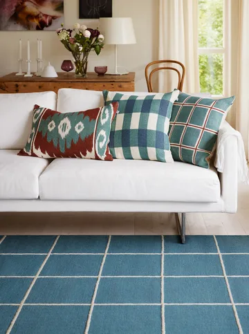 밀란 러그 - Heaven blue-off white, 180x270 cm - Chhatwal & Jonsson | 샤트왈앤존슨