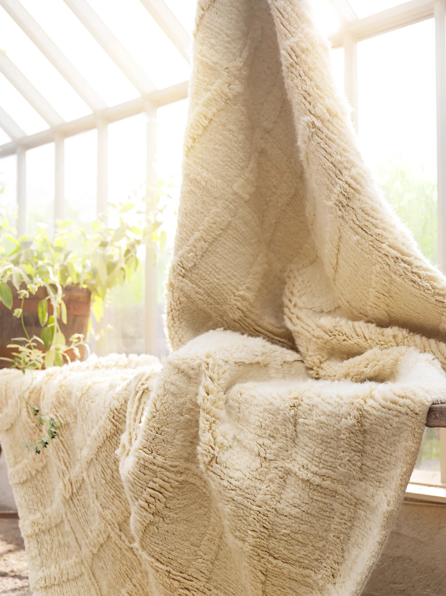 바달 울 러그, Off white 170x240 cm Chhatwal & Jonsson | 샤트왈앤존슨