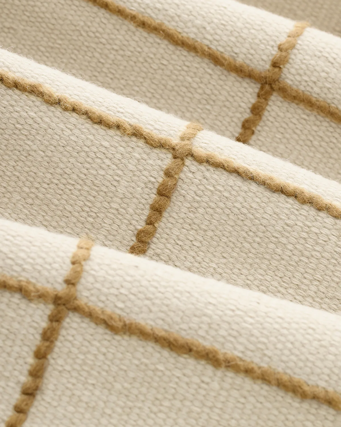 밀란 러그, Off white-beige, 180x270 cm Chhatwal & Jonsson | 샤트왈앤존슨