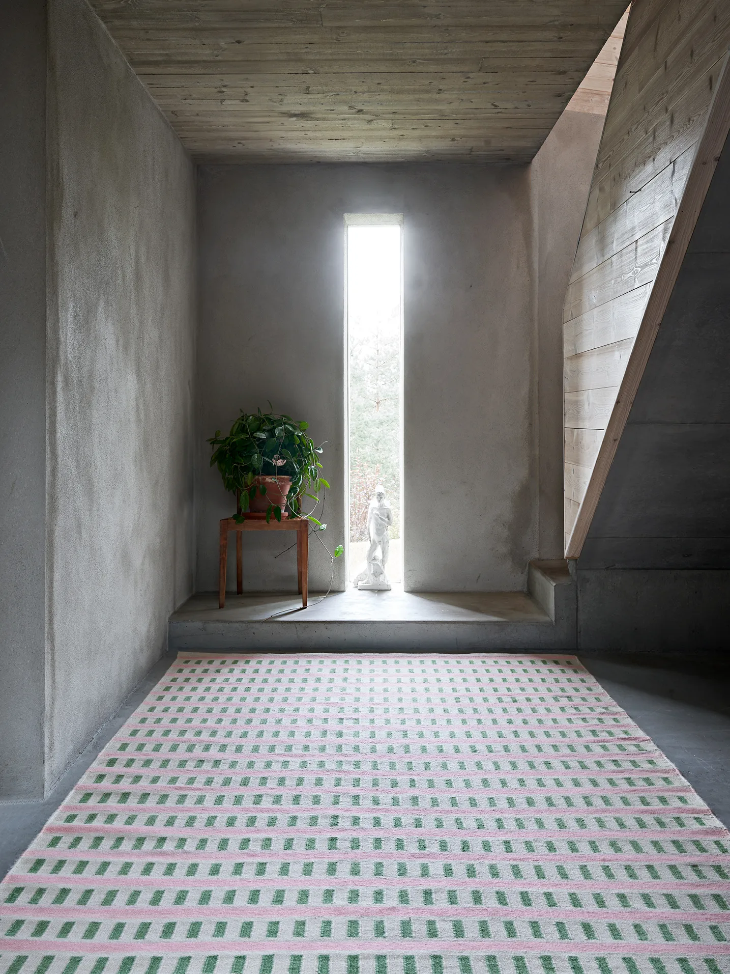 라다크 울 러그, Offwhite-green-pink, 180x270cm Chhatwal & Jonsson | 샤트왈앤존슨