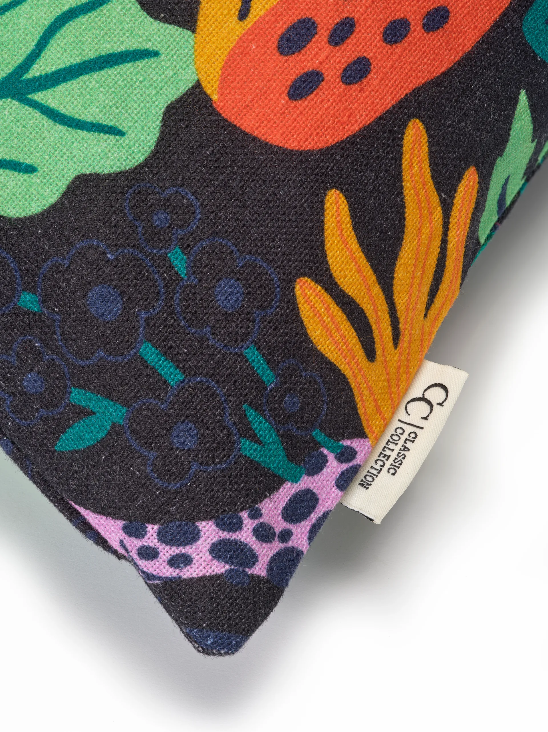 헤리티지 가든 쿠션 커버 50x50 cm, Black Classic Collection | 클래식 콜렉션