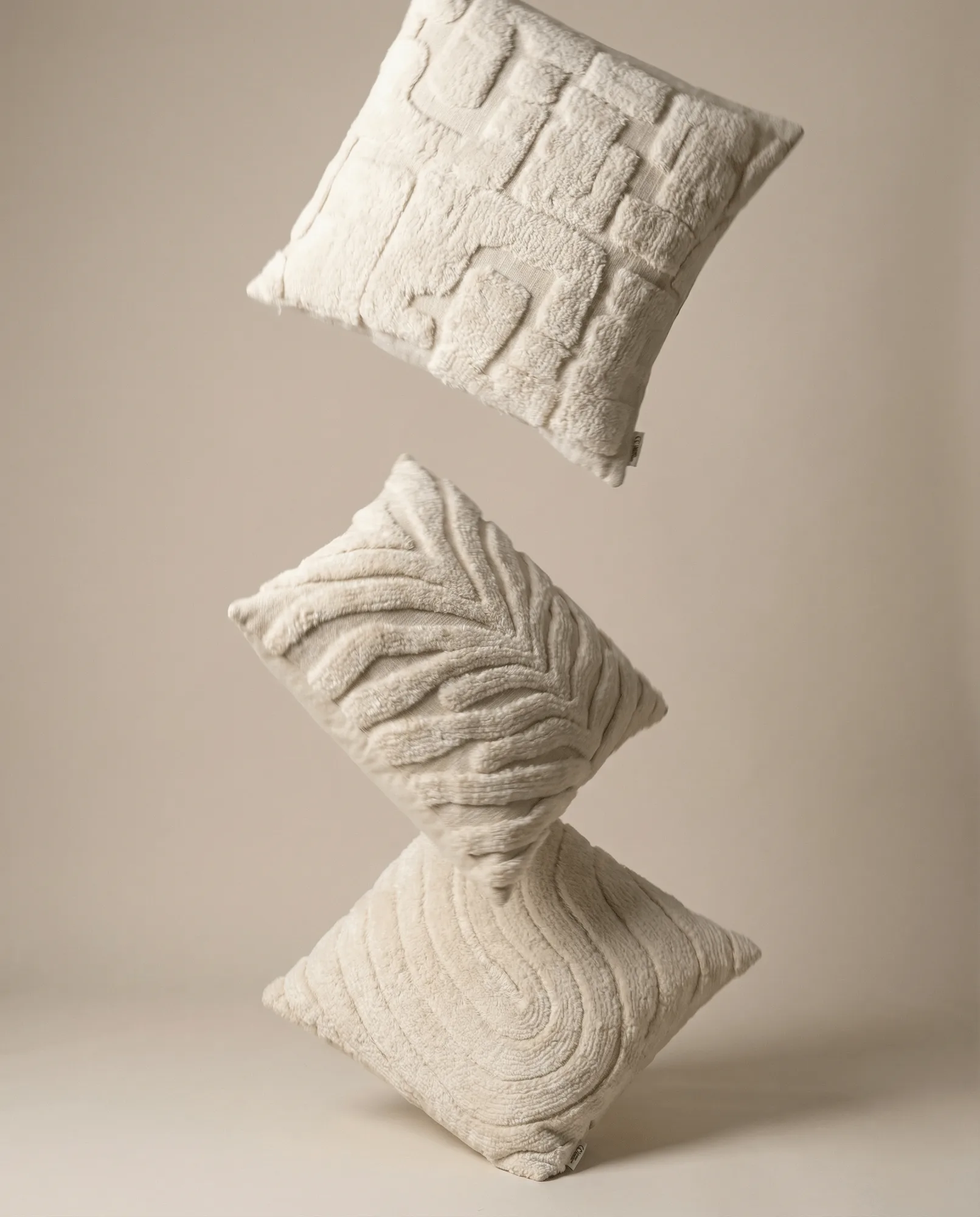 Zebra Tuft 쿠션 커버, Off white, 50x50 cm Classic Collection | 클래식 콜렉션