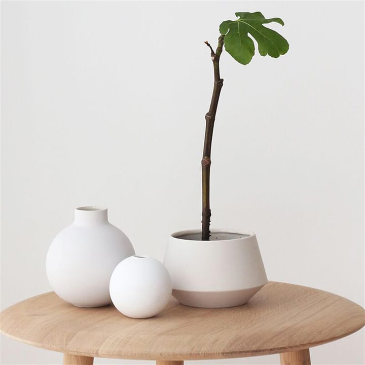 콘벡스 플라워 팟 17 cm - white - Cooee Design | 쿠이디자인