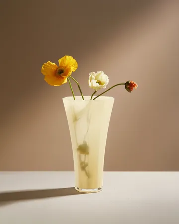 릴리아네 화병 18 cm - Butter yellow - Cooee Design | 쿠이디자인