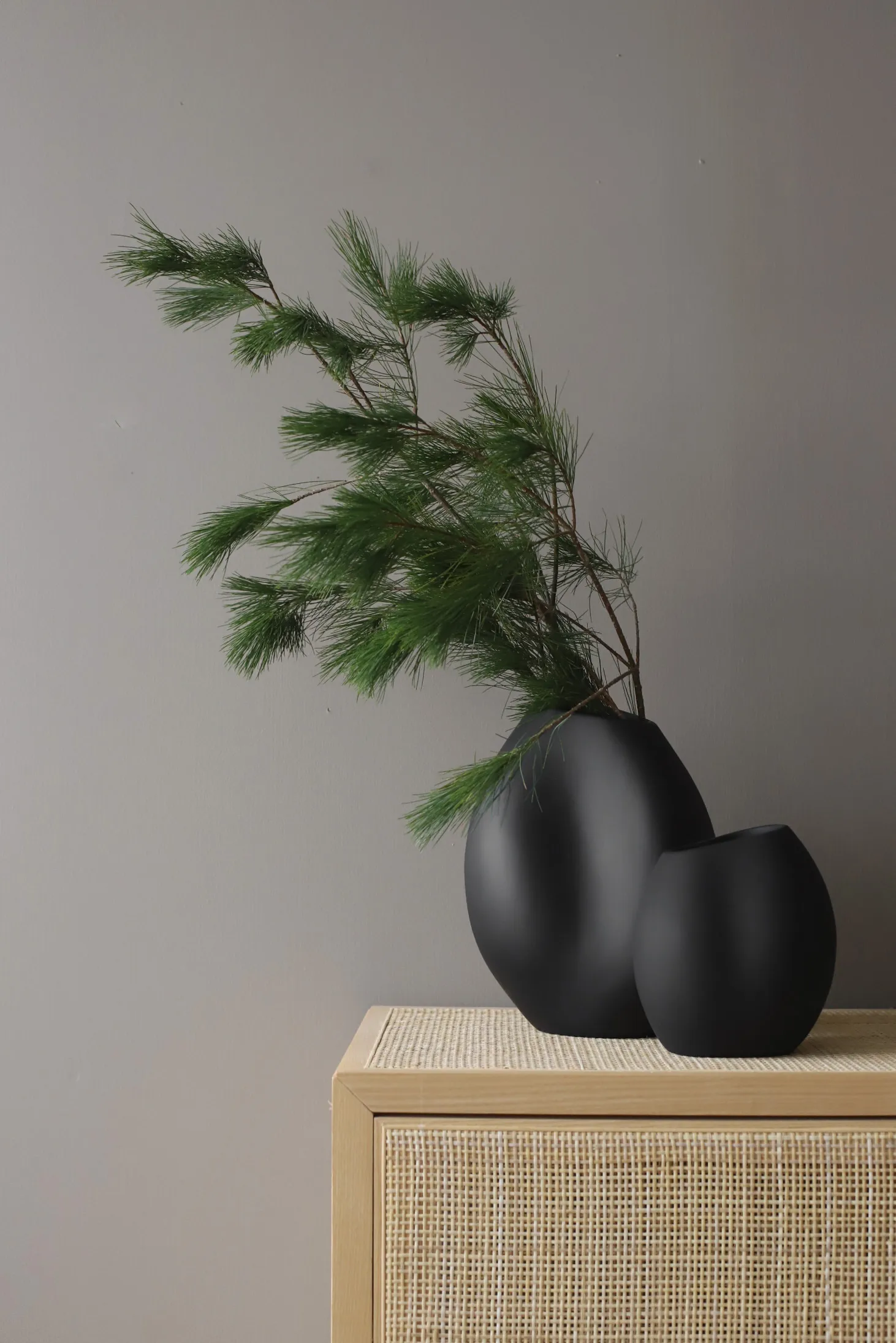 리 화병 28 cm, Black Cooee Design | 쿠이디자인