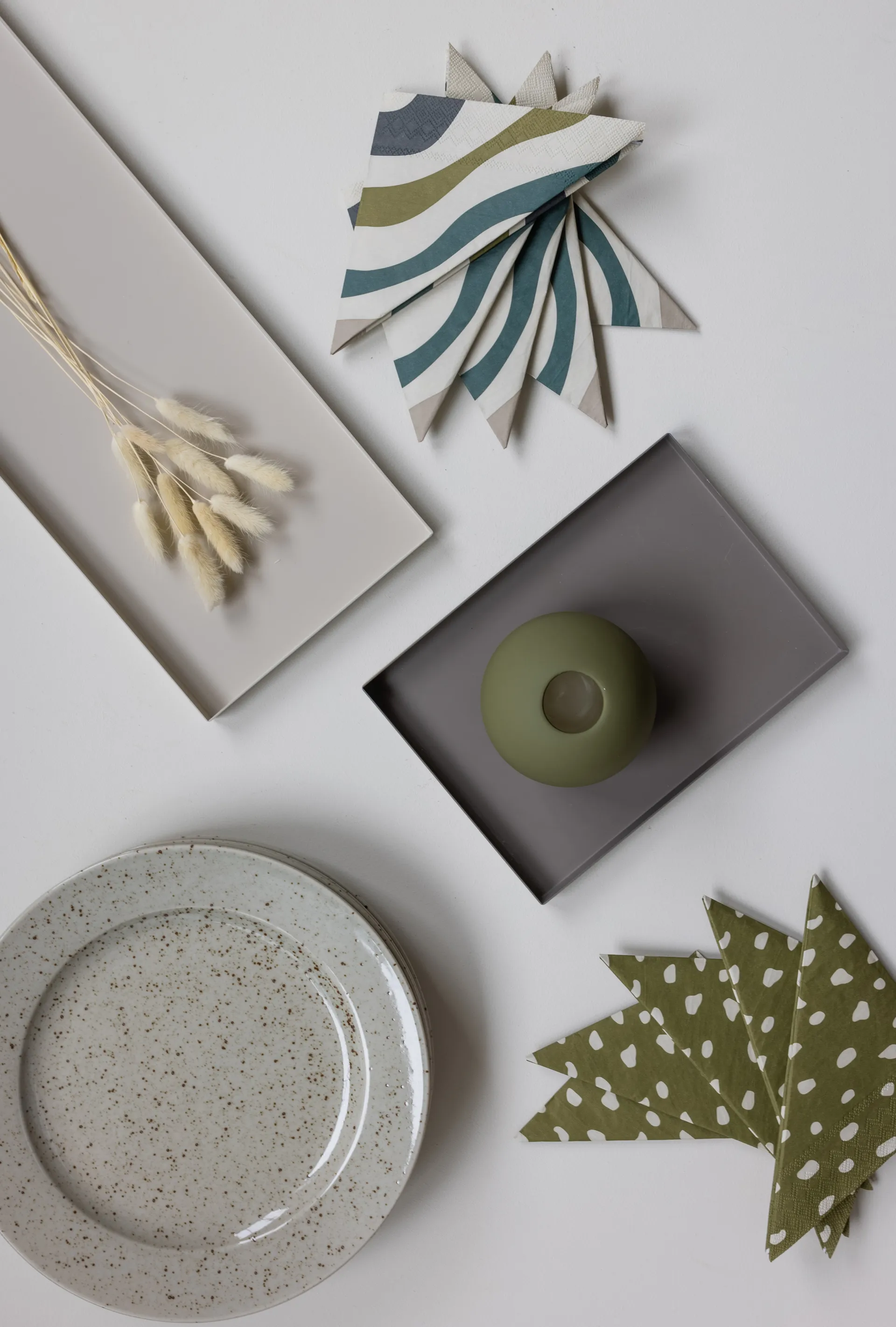 닷츠 냅킨 33x33 cm 20개 세트, Olive Cooee Design | 쿠이디자인