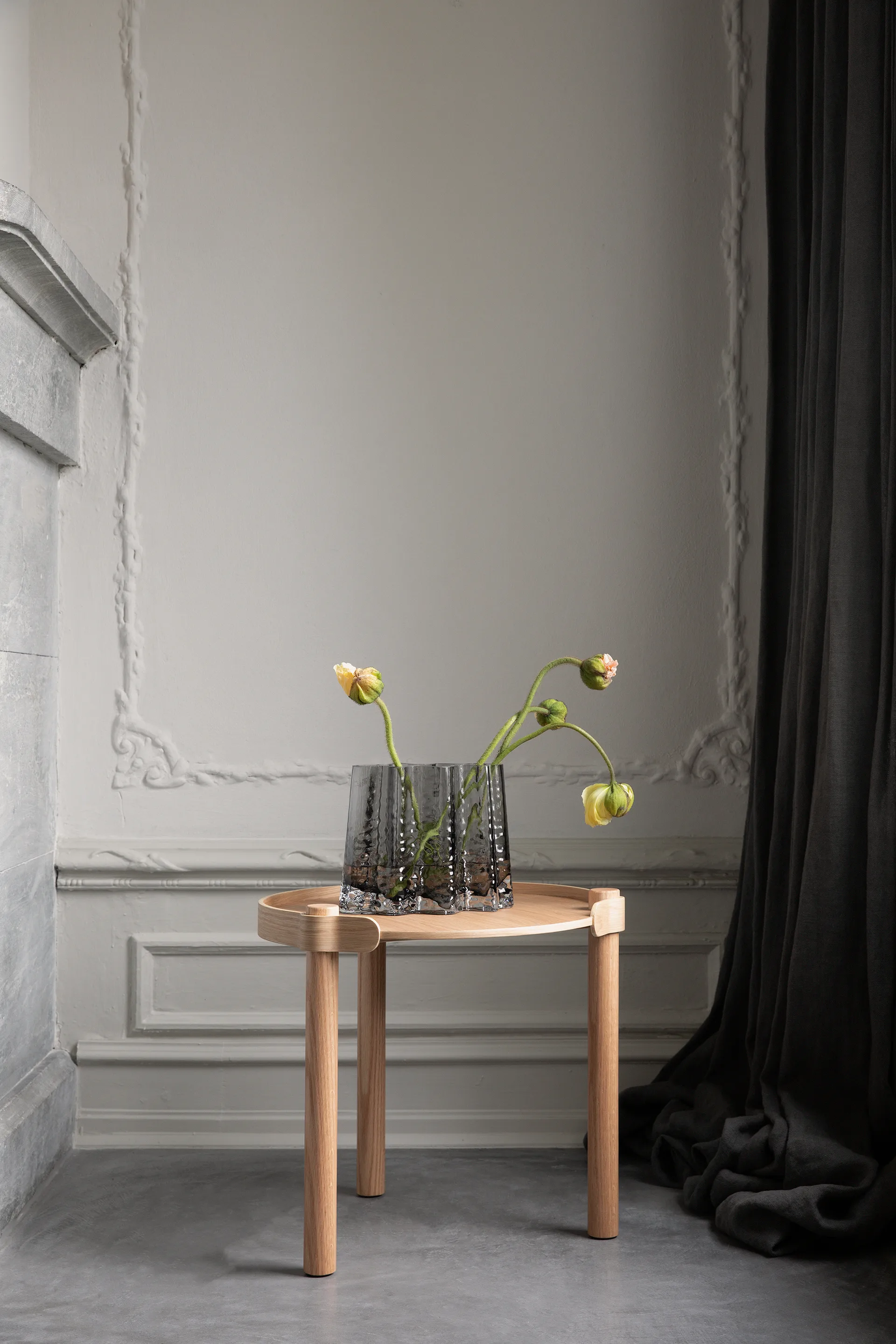 우디 테이블 Ø45 cm, Oak Cooee Design | 쿠이디자인