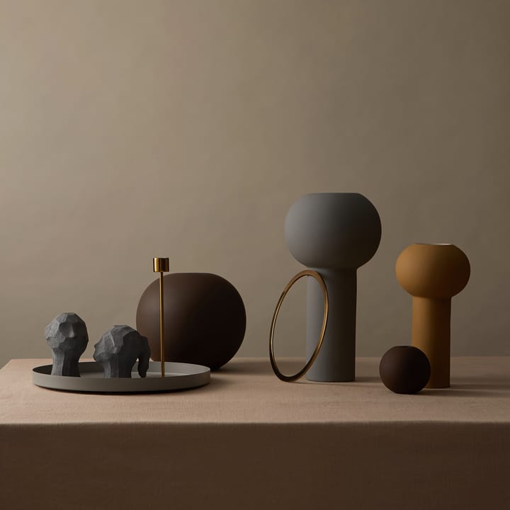 Benedict and Amal 조각 장식품 - graphite - Cooee Design | 쿠이디자인