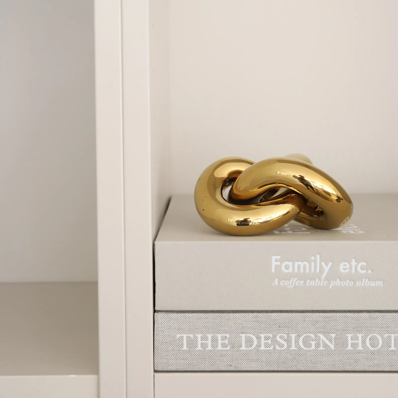 Knot 테이블 데코레이션 스몰, Light Gold Cooee Design | 쿠이디자인