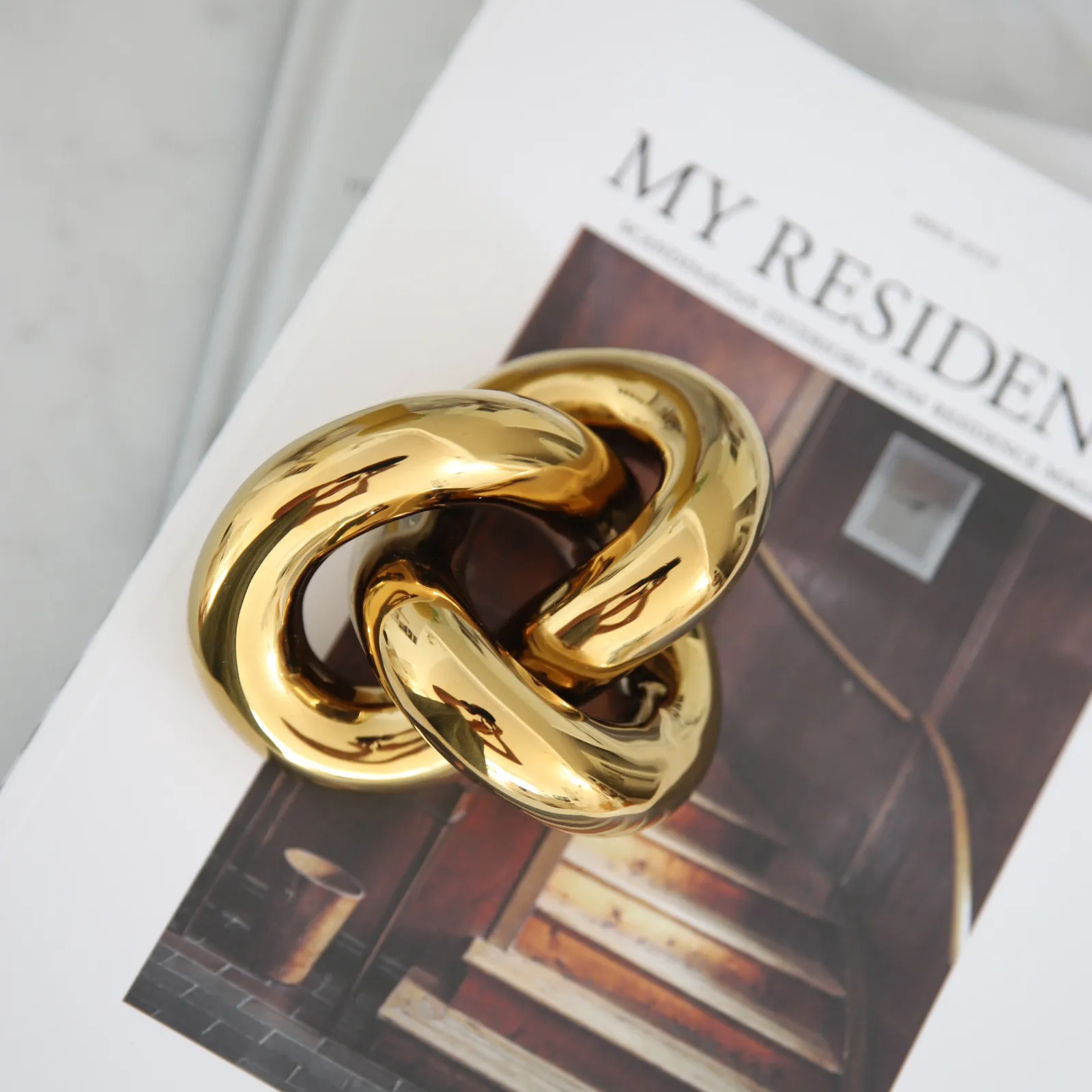 Knot 테이블 데코레이션 스몰, Light Gold Cooee Design | 쿠이디자인