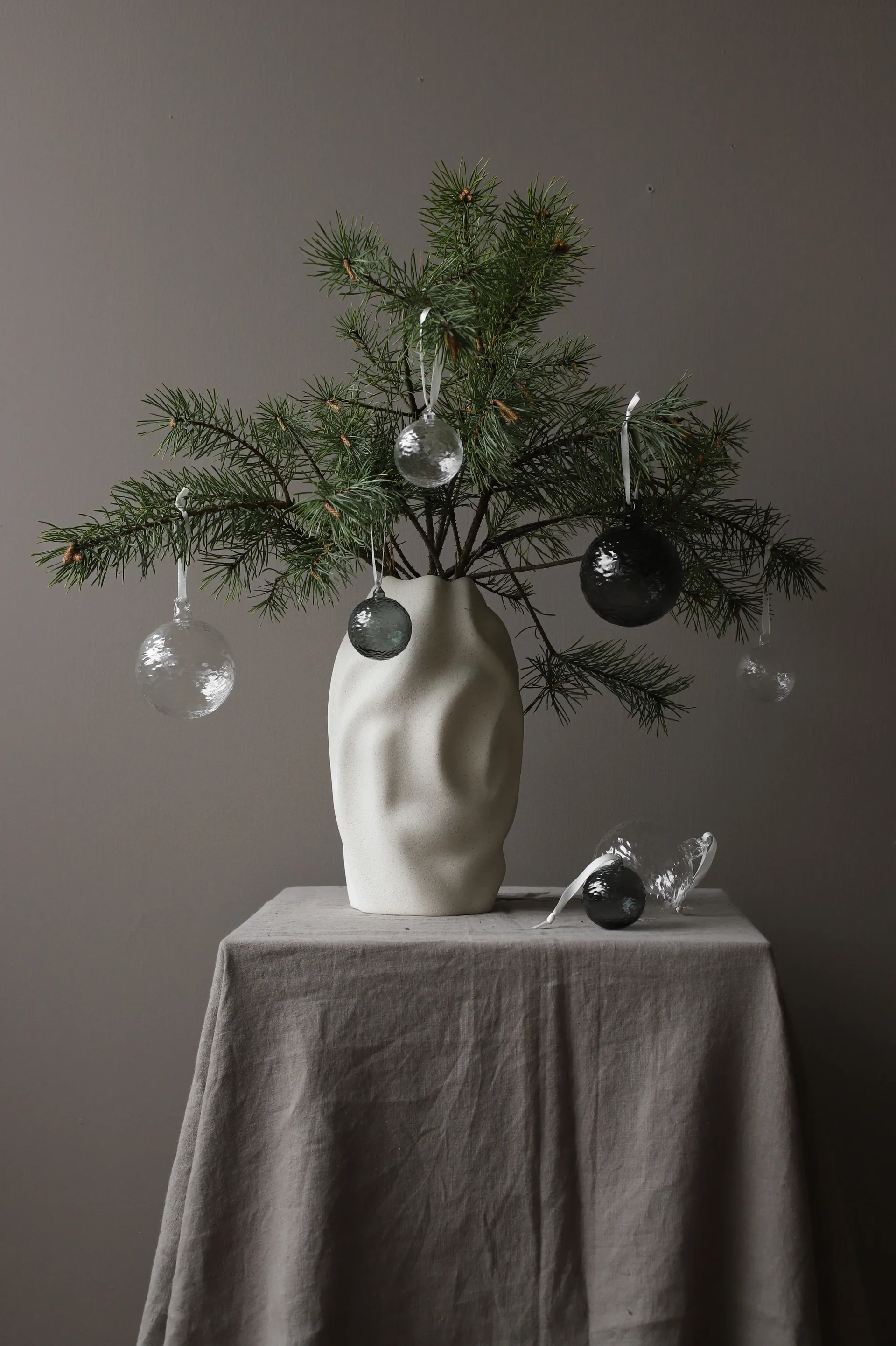 그라이 Marble 크리스마스 바우블 Ø8 cm 4개 세트, Clear Cooee Design | 쿠이디자인