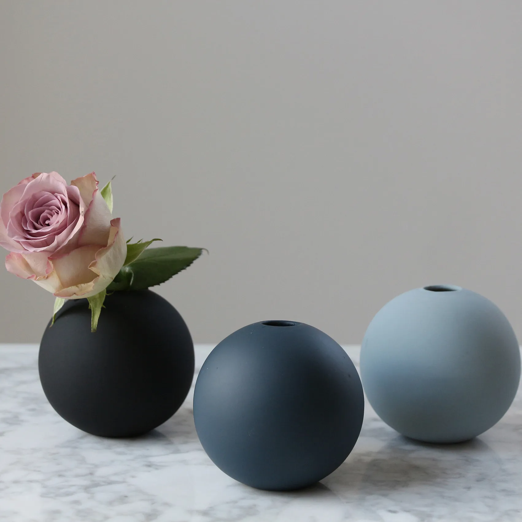 볼 화병 midnight blue, 8 cm Cooee Design | 쿠이디자인