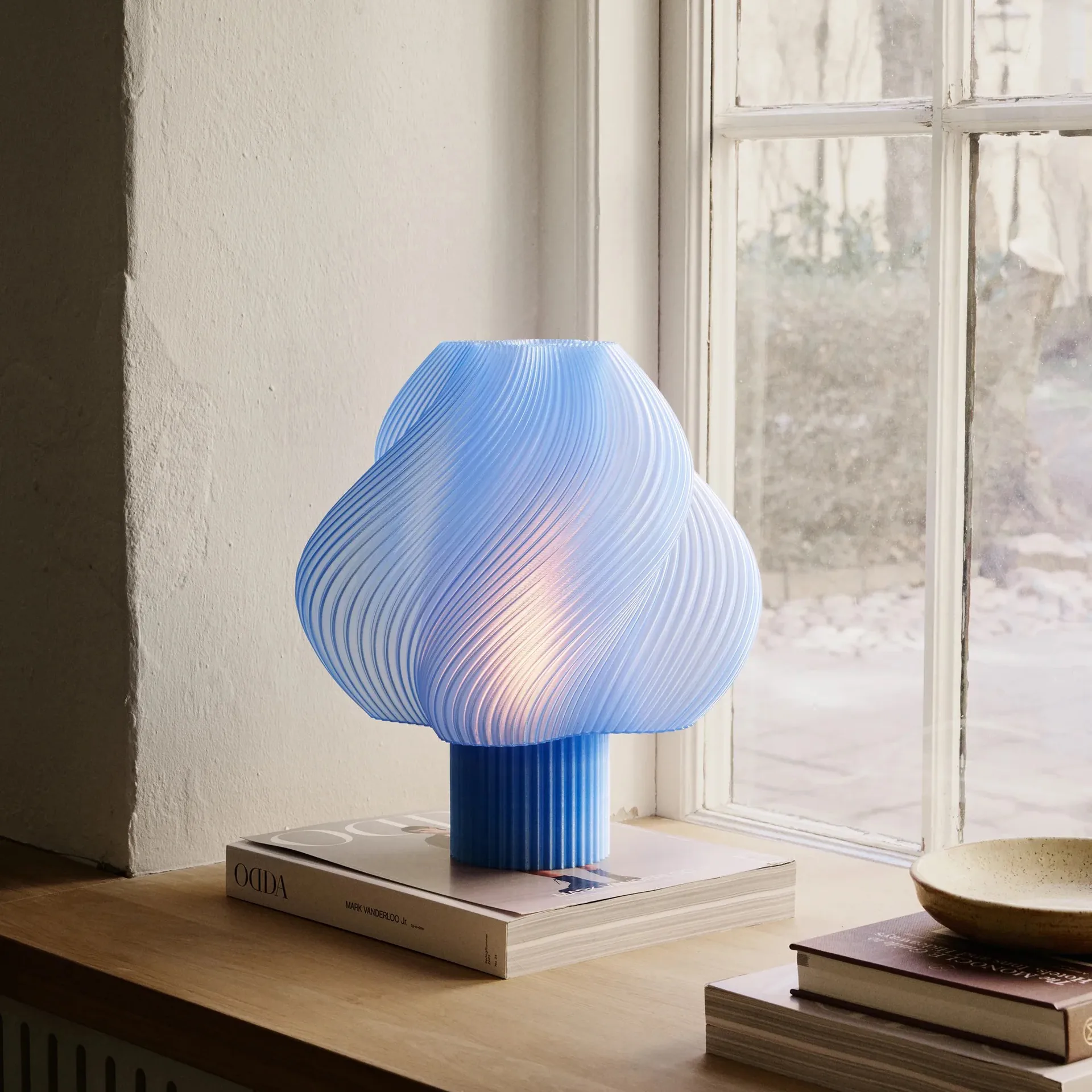 소프트 서브 테이블 조명, Blueberry sorbet, Grande, 34 cm Crème Atelier