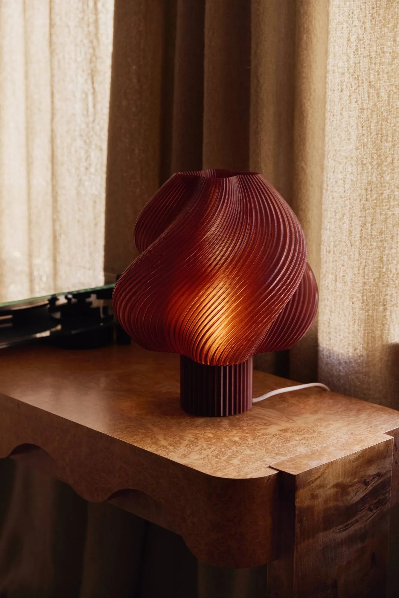 소프트 서브 테이블 조명, Cherry, Grande, 34 cm Crème Atelier