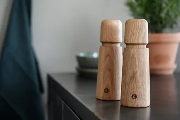 스톡홀름 향신료 그라인더 - Natural, Fsc Oak, 17 cm - Crushgrind
