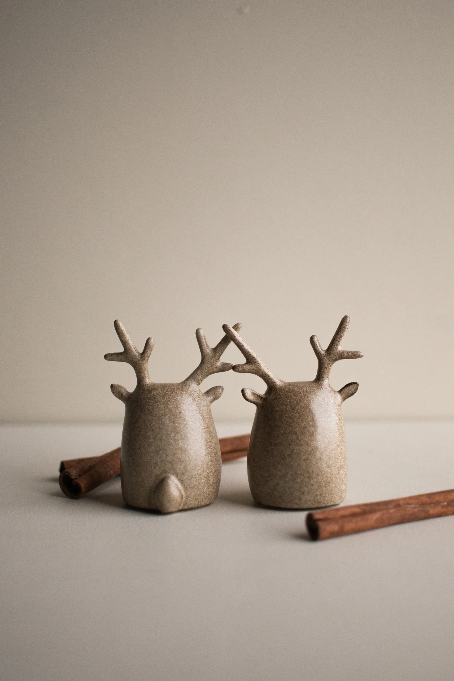 사슴 쌍둥이 장식 2개 세트, Beige DBKD | 디비케이디