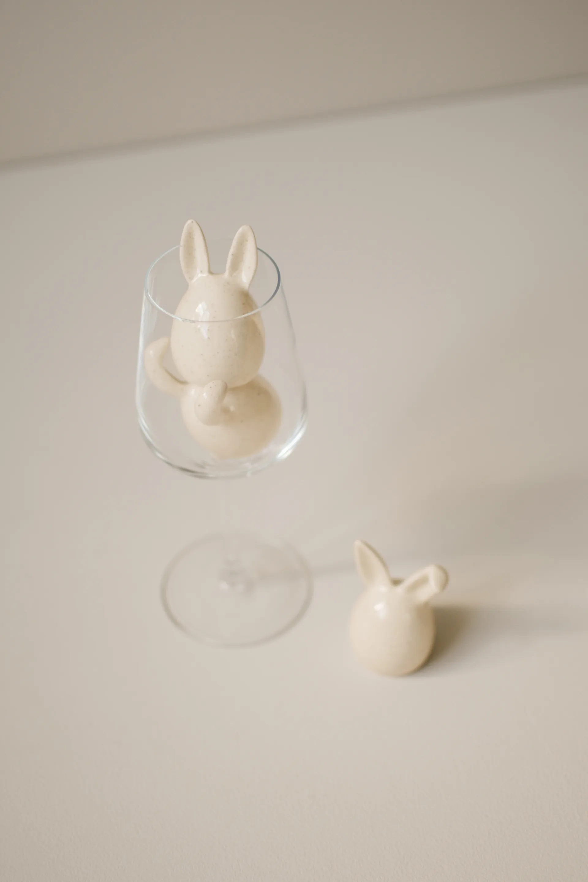 세 쌍둥이 부활절 토끼 3개 세트, Vanilla DBKD | 디비케이디