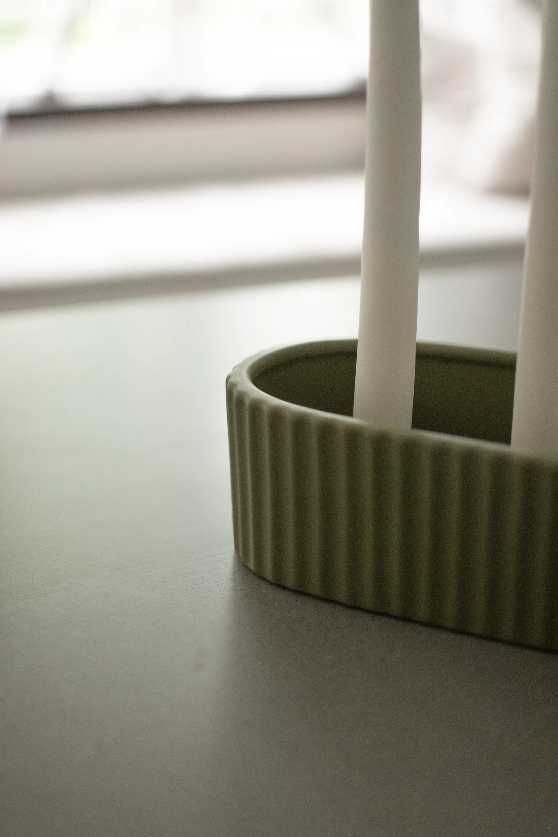 스트라이프 캔들 홀더 30 cm, Green DBKD | 디비케이디