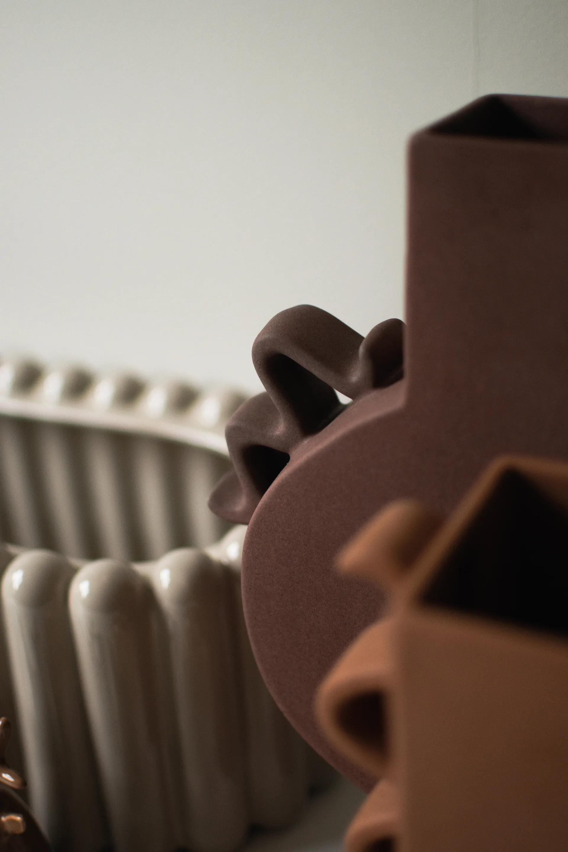 플랫 화병 33 cm, Brown DBKD | 디비케이디