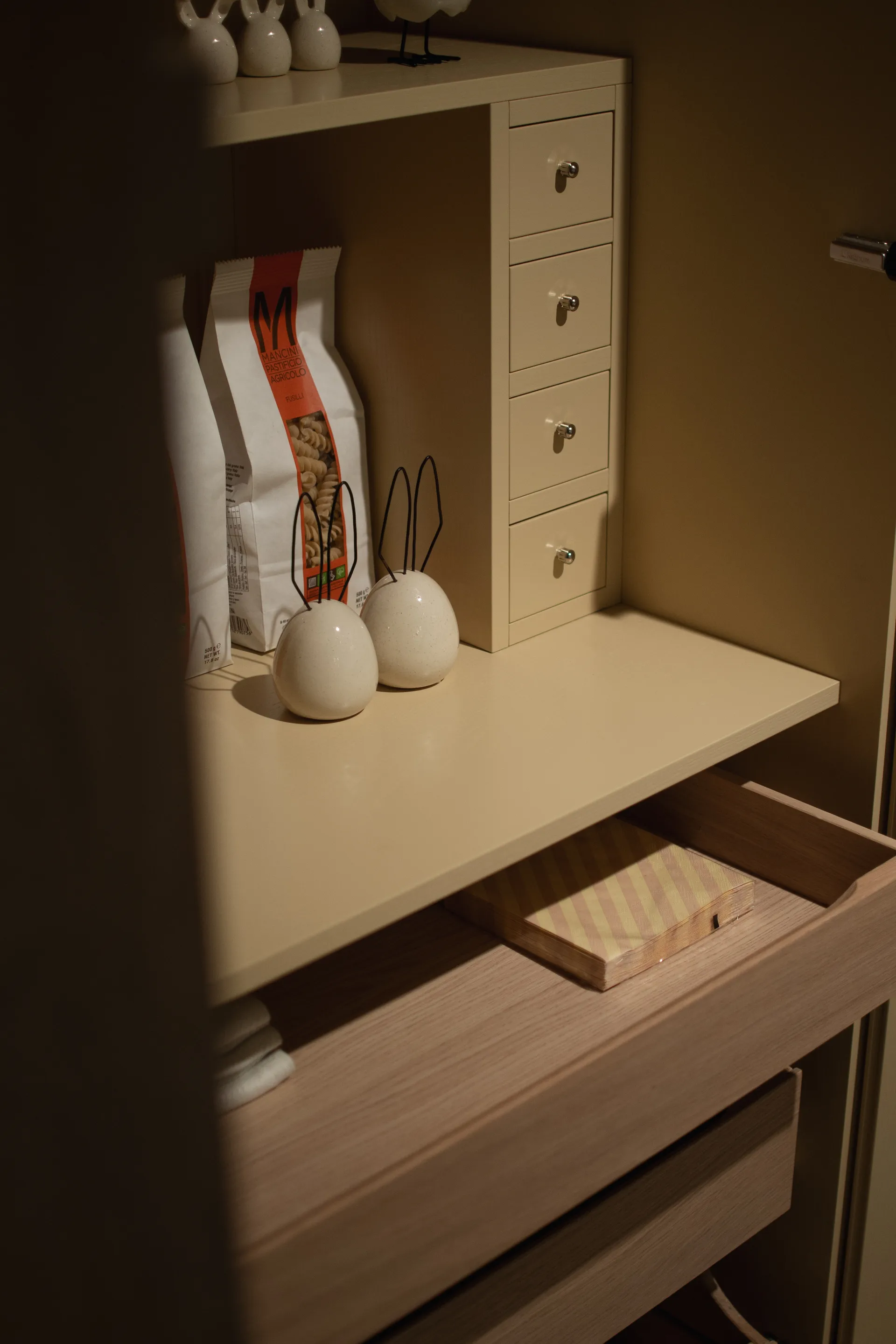 스트라이프 페이퍼 냅킨 33x33 cm 20개 세트, Yellow DBKD | 디비케이디