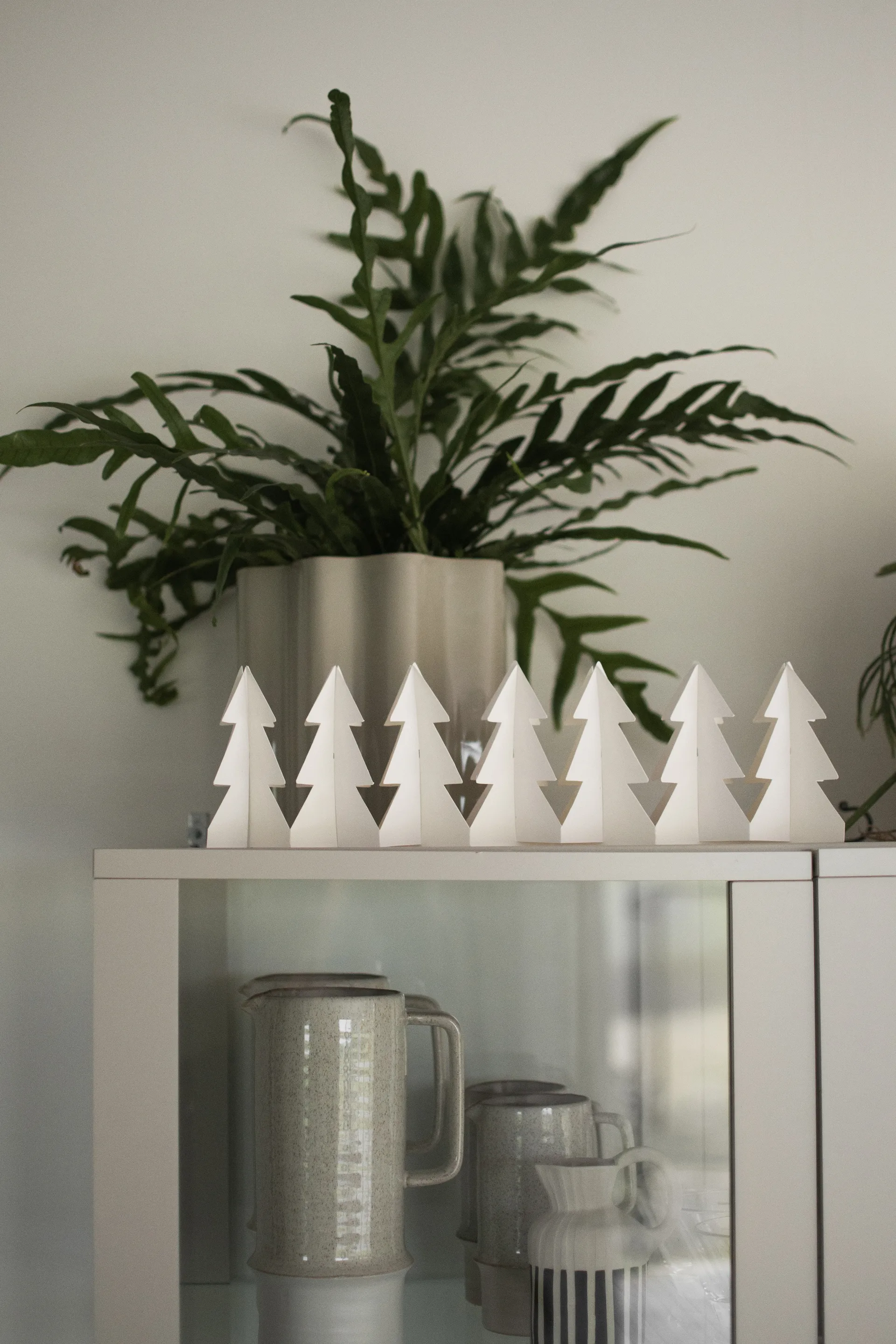 트리 인 어 로우 장식 60 cm, White DBKD | 디비케이디