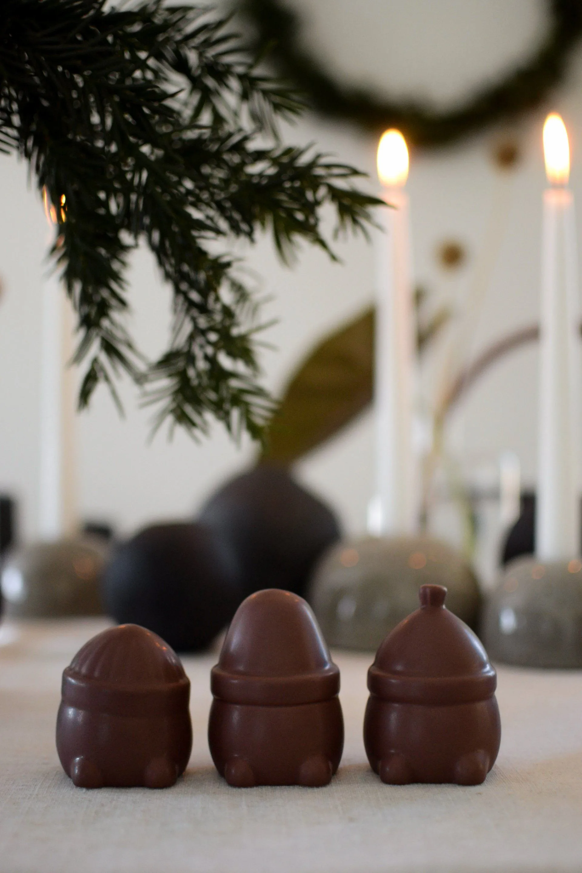 Hipster Triplets 크리스마스 데코레이션 3개 세트, Maroon DBKD | 디비케이디