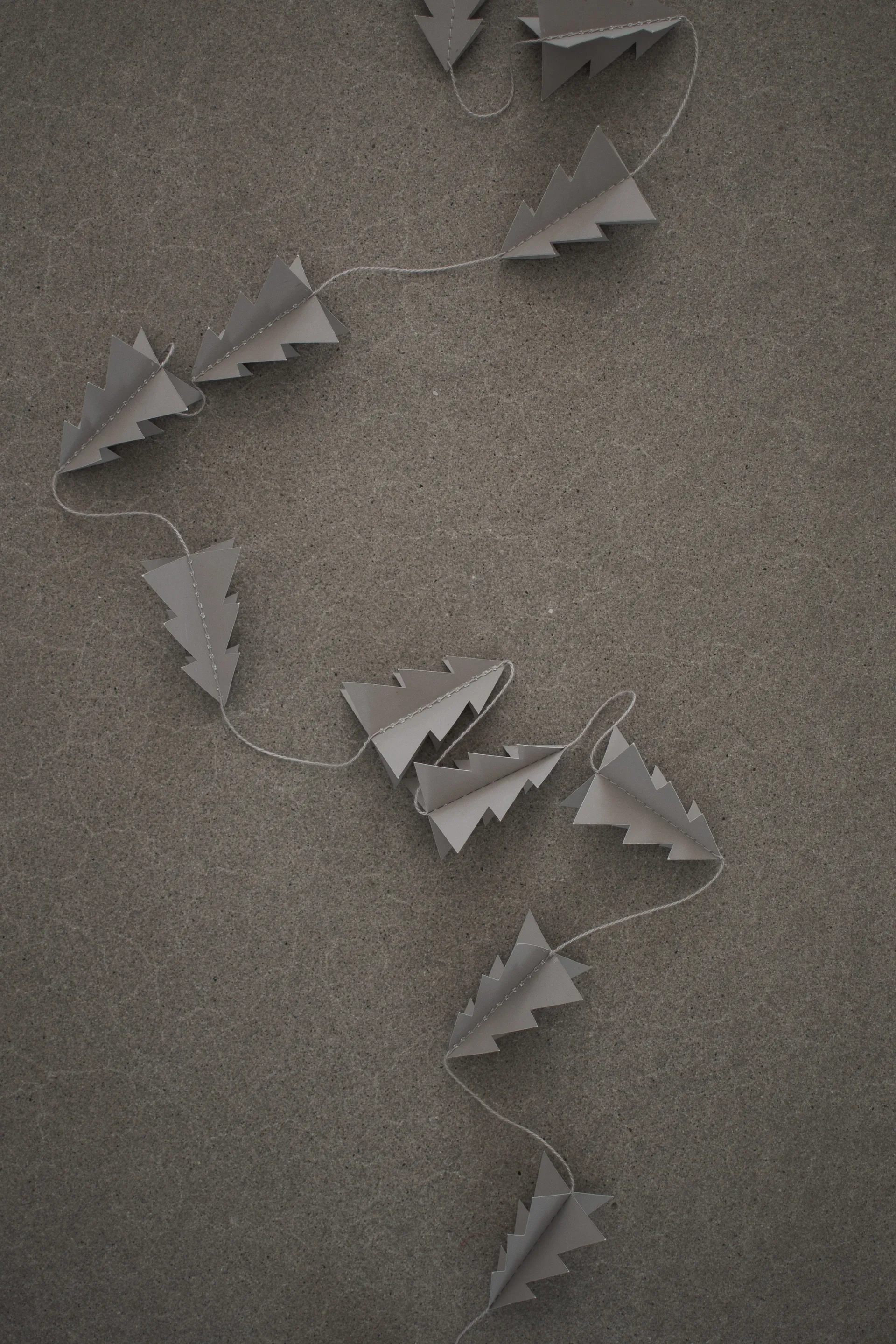 가랜드 가랜드 퍼 트리, Mole DBKD | 디비케이디