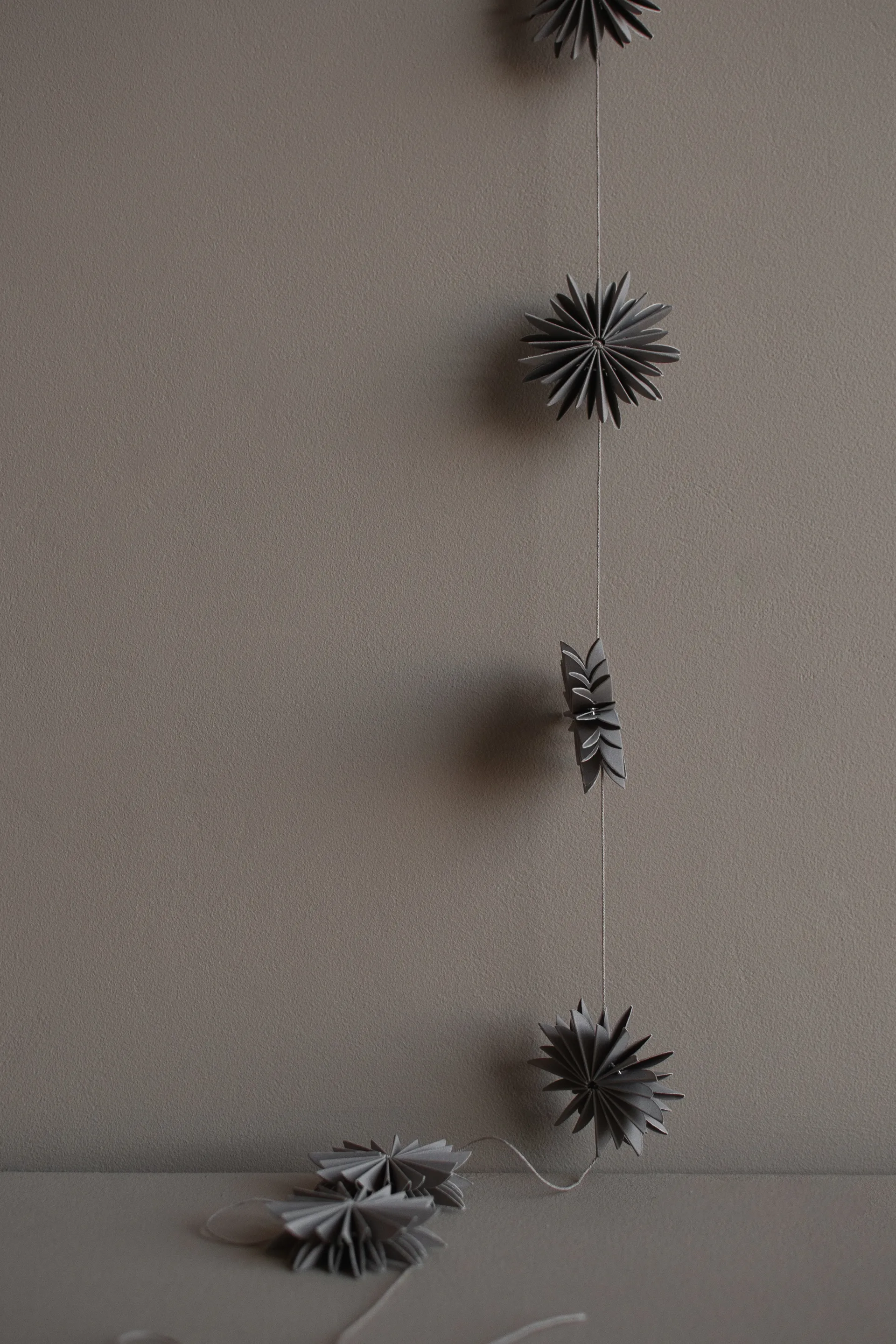 갈란드 플레이크, Mole DBKD | 디비케이디