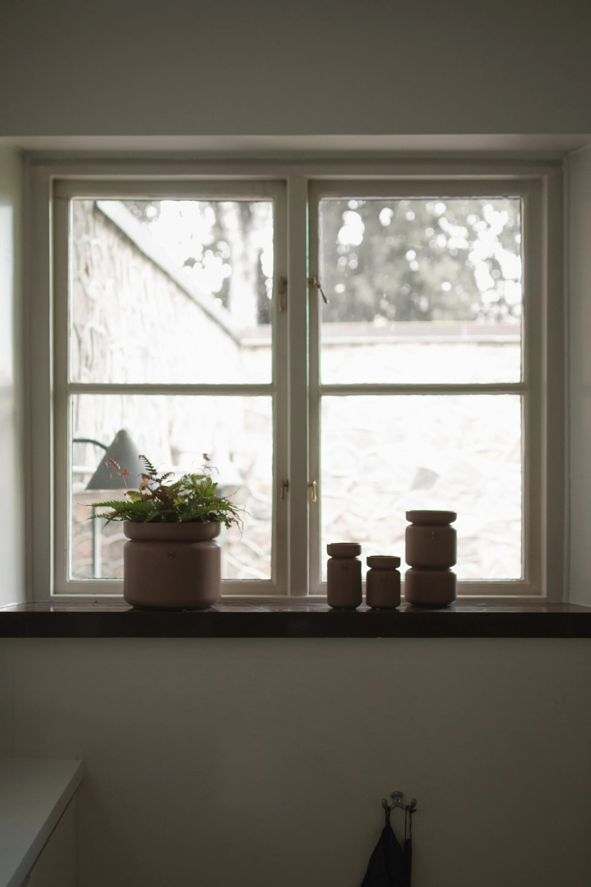 넥 팟, Nougat, Ø8x15 cm DBKD | 디비케이디