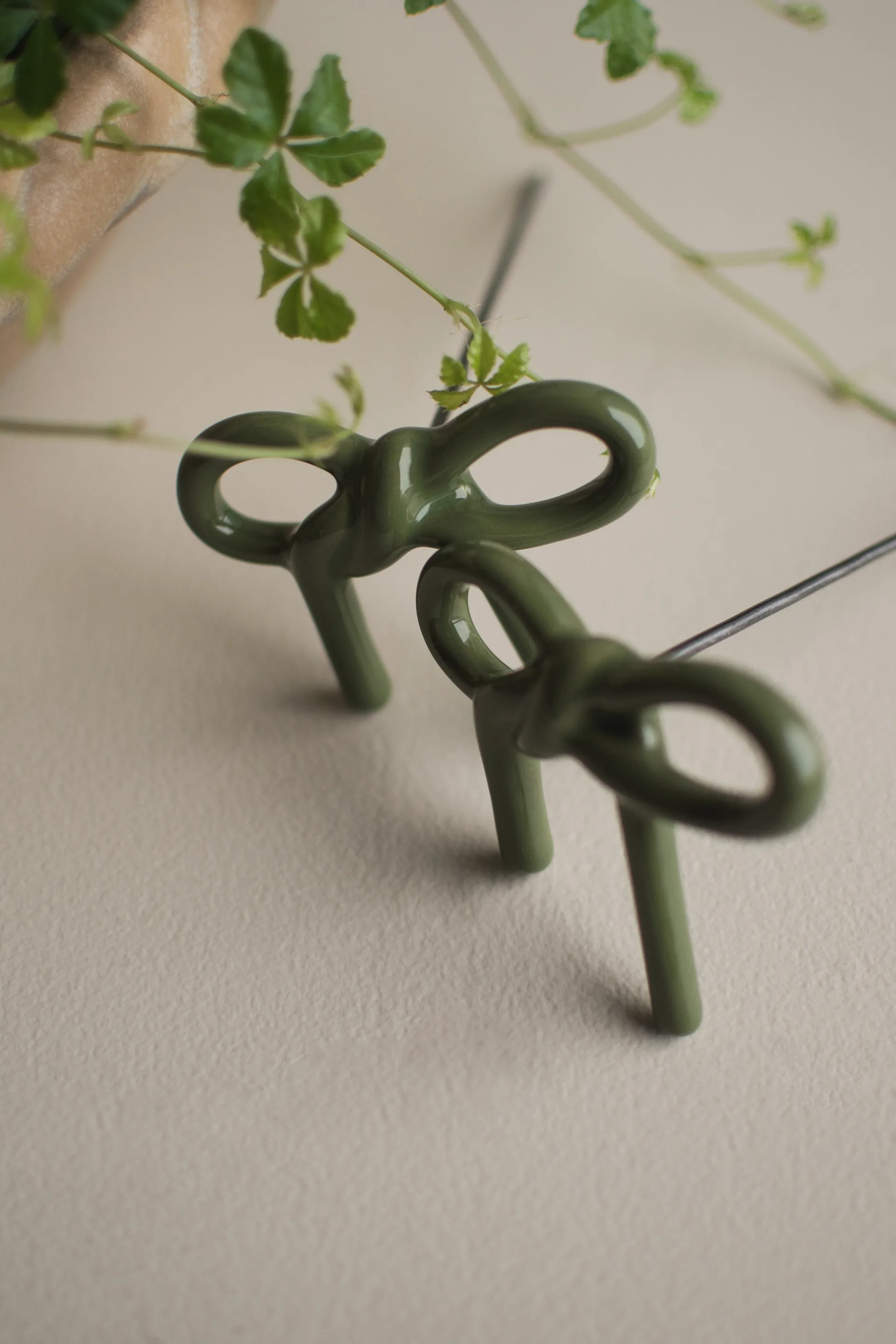 보우 플로럴 장식, Shiny green DBKD | 디비케이디