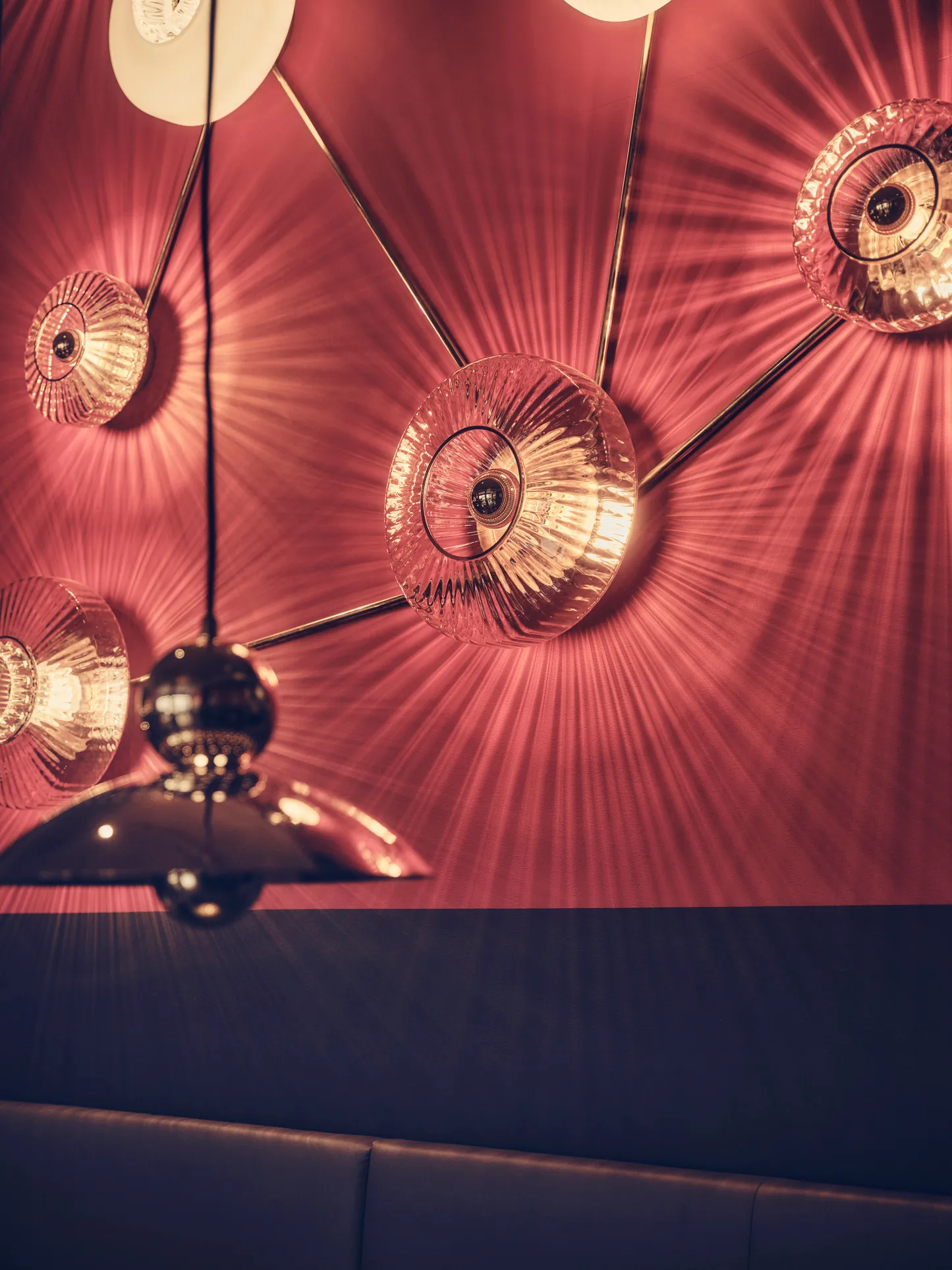 뉴 웨이브 옵틱 벽 조명 38 cm XL, Clear Design By Us | 디자인 바이 어스