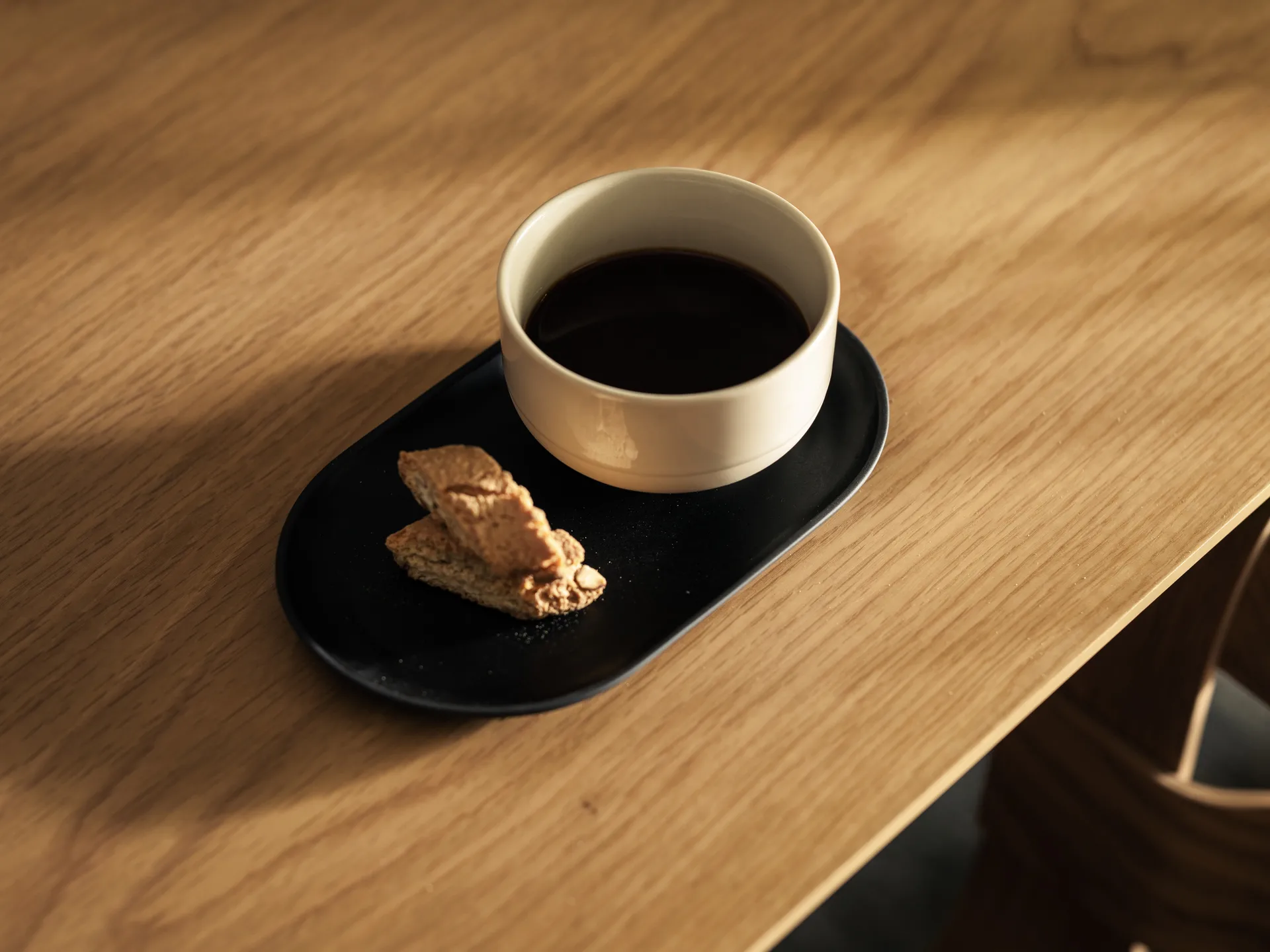 샌드 접시 오벌 12.5x20 cm, Black clay Design House Stockholm | 디자인하우스스톡홀름